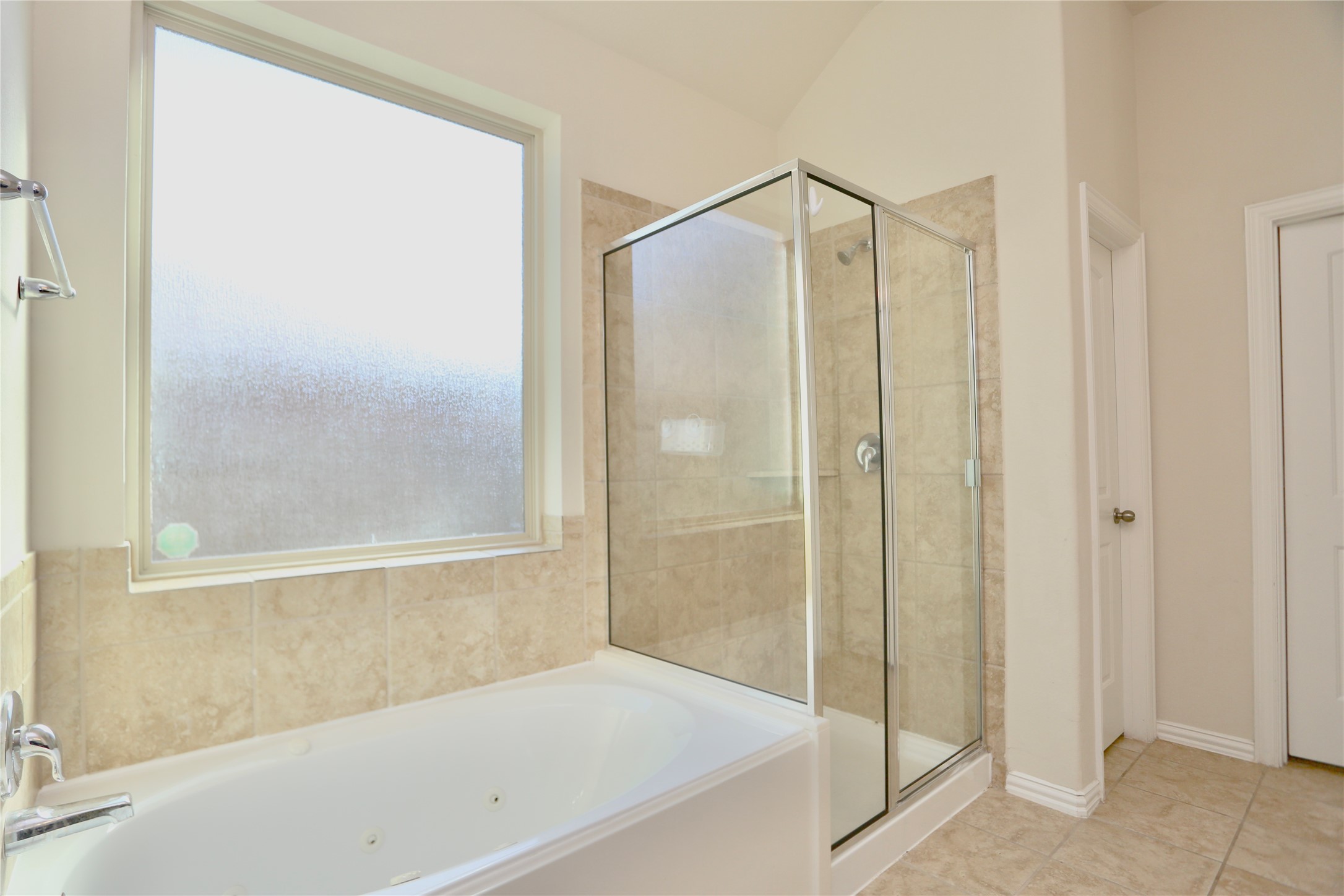 24339 Goodwin Drive Property Photo 16