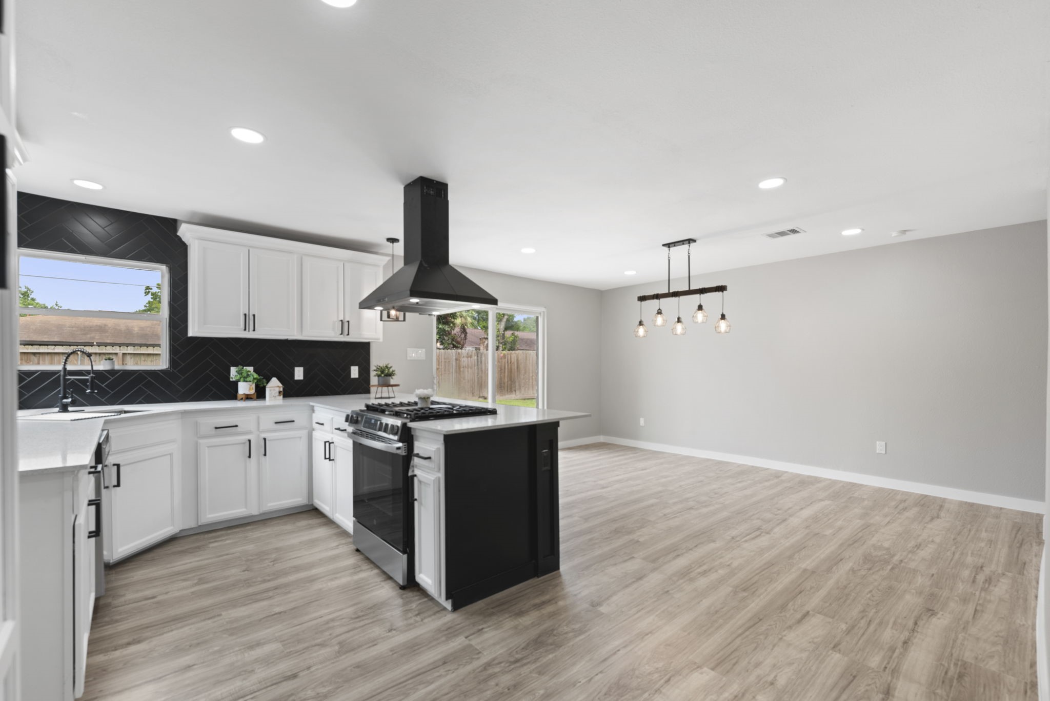 202 Harold Lane Property Photo 14