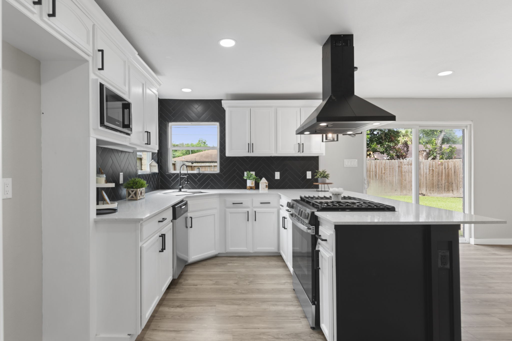 202 Harold Lane Property Photo 18