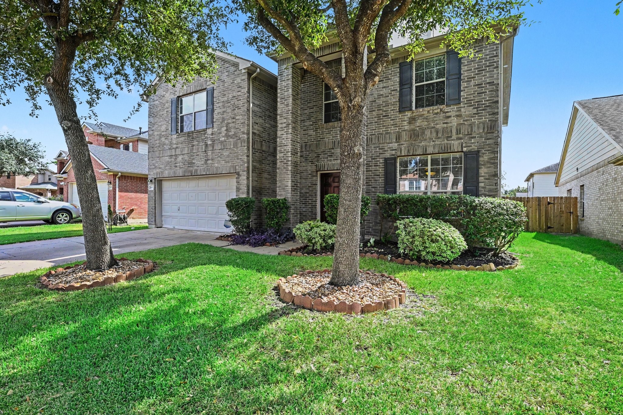 9507 Tolken Way Property Photo 4