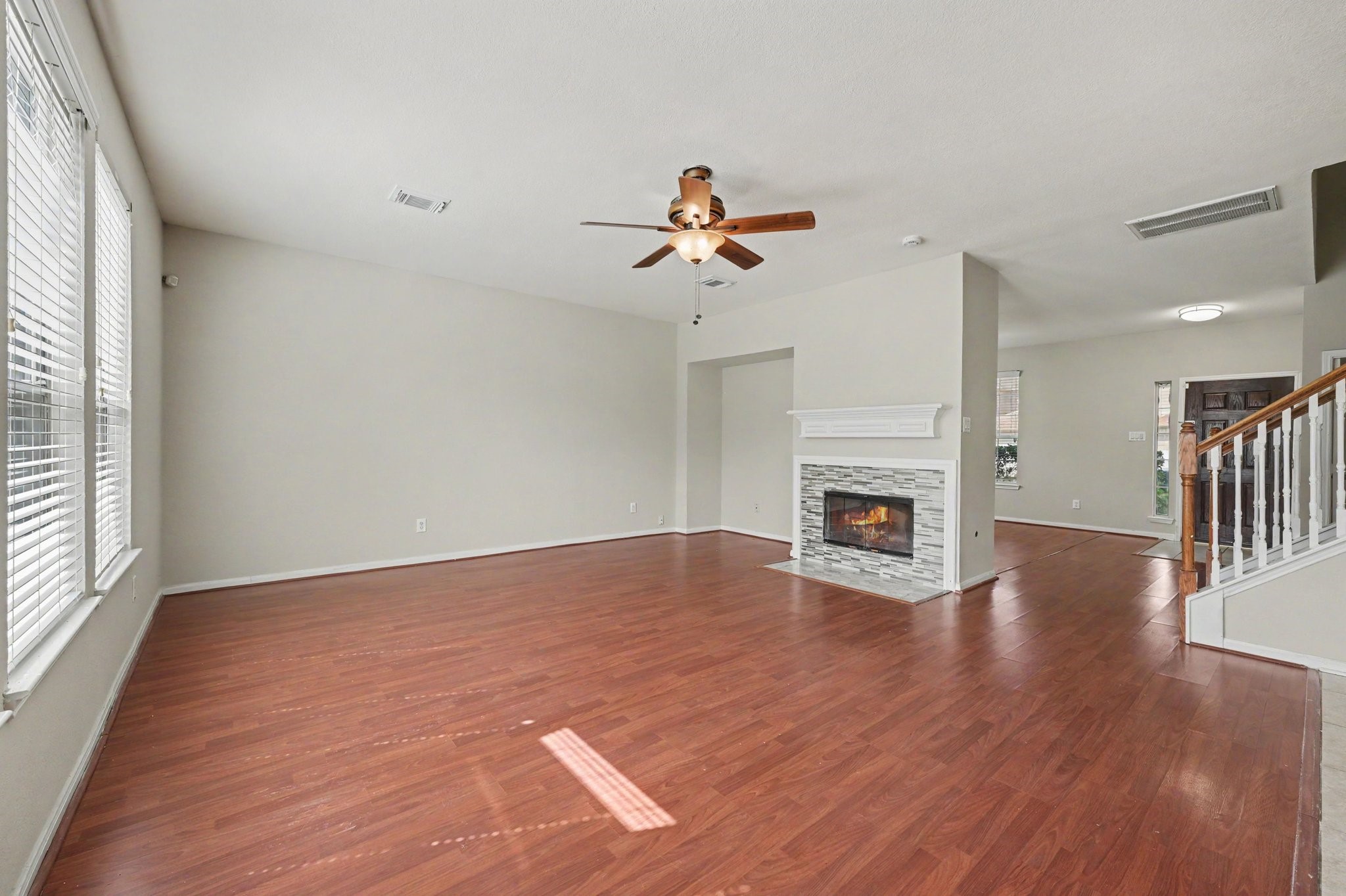 9507 Tolken Way Property Photo 11