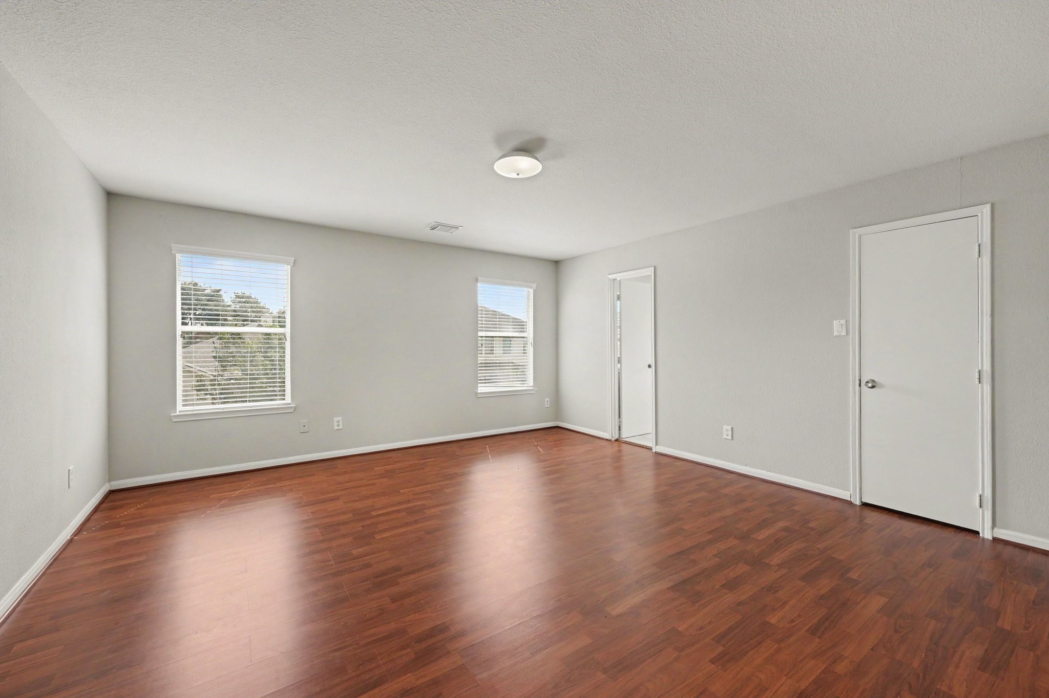 9507 Tolken Way Property Photo 21