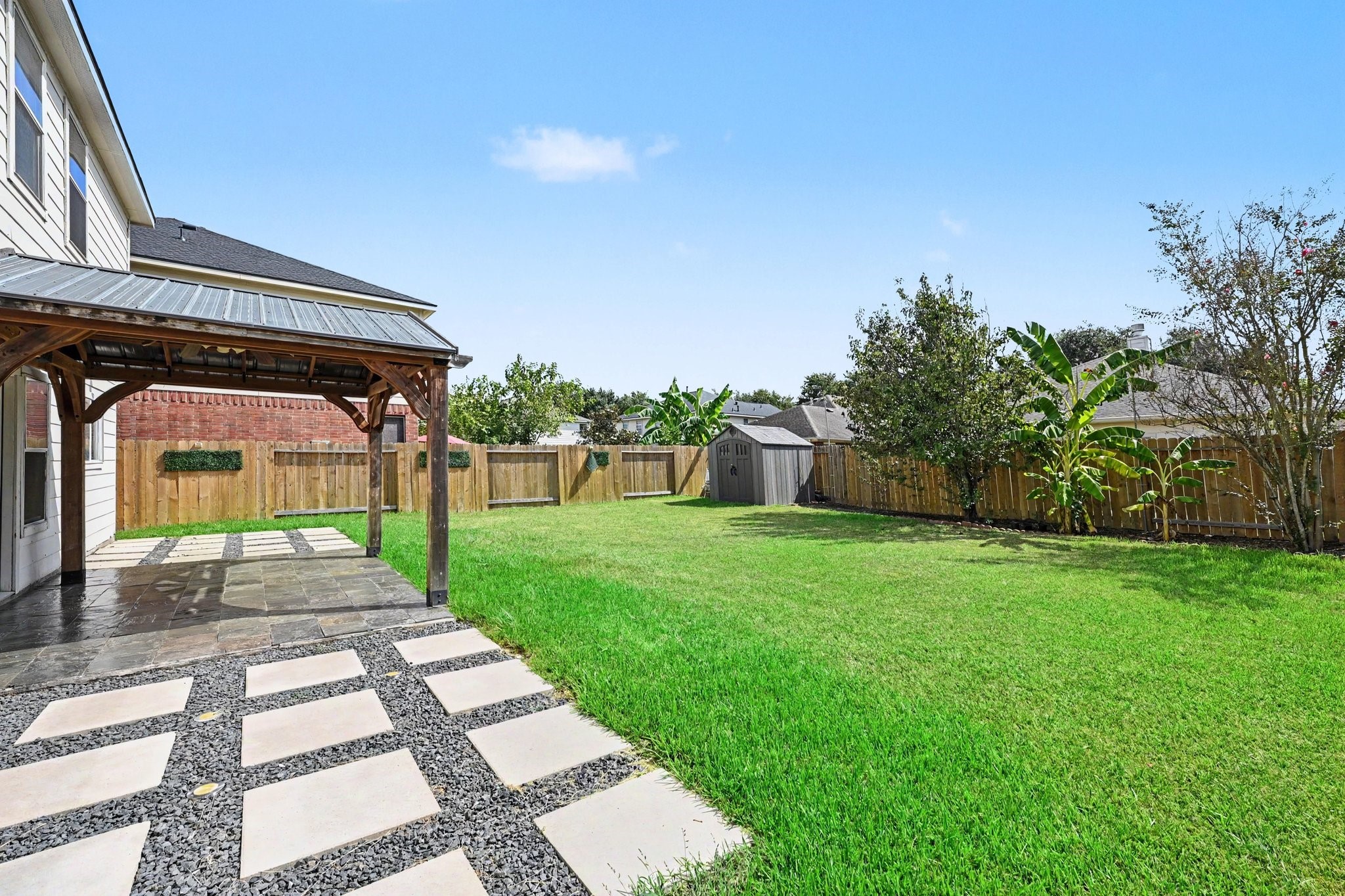 9507 Tolken Way Property Photo 32