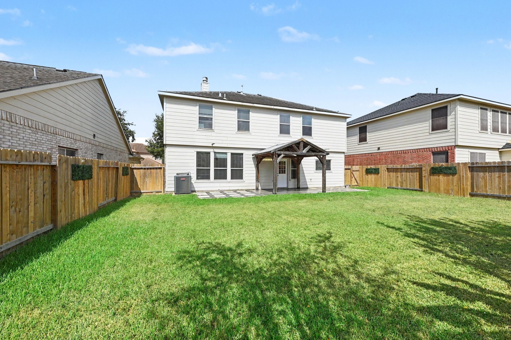 9507 Tolken Way Property Photo 33