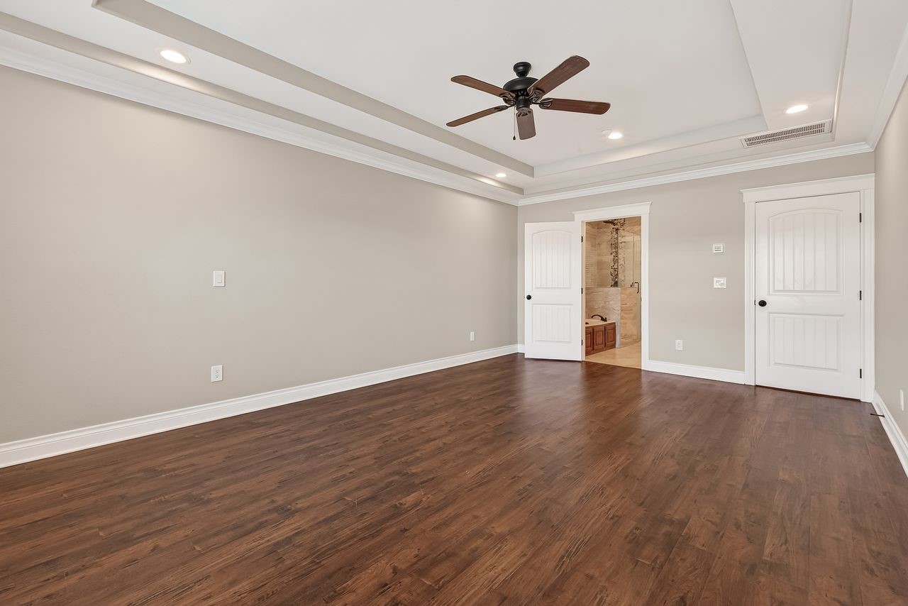 912 Roberts Street Property Photo 16