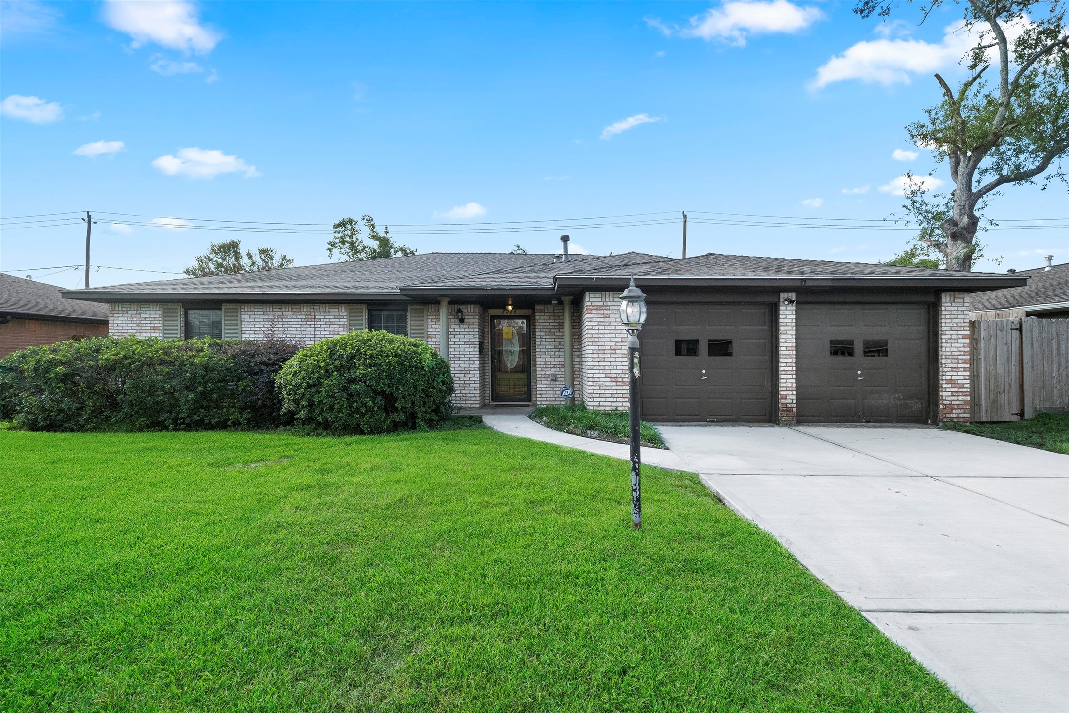 2226 Droxford Drive Property Photo