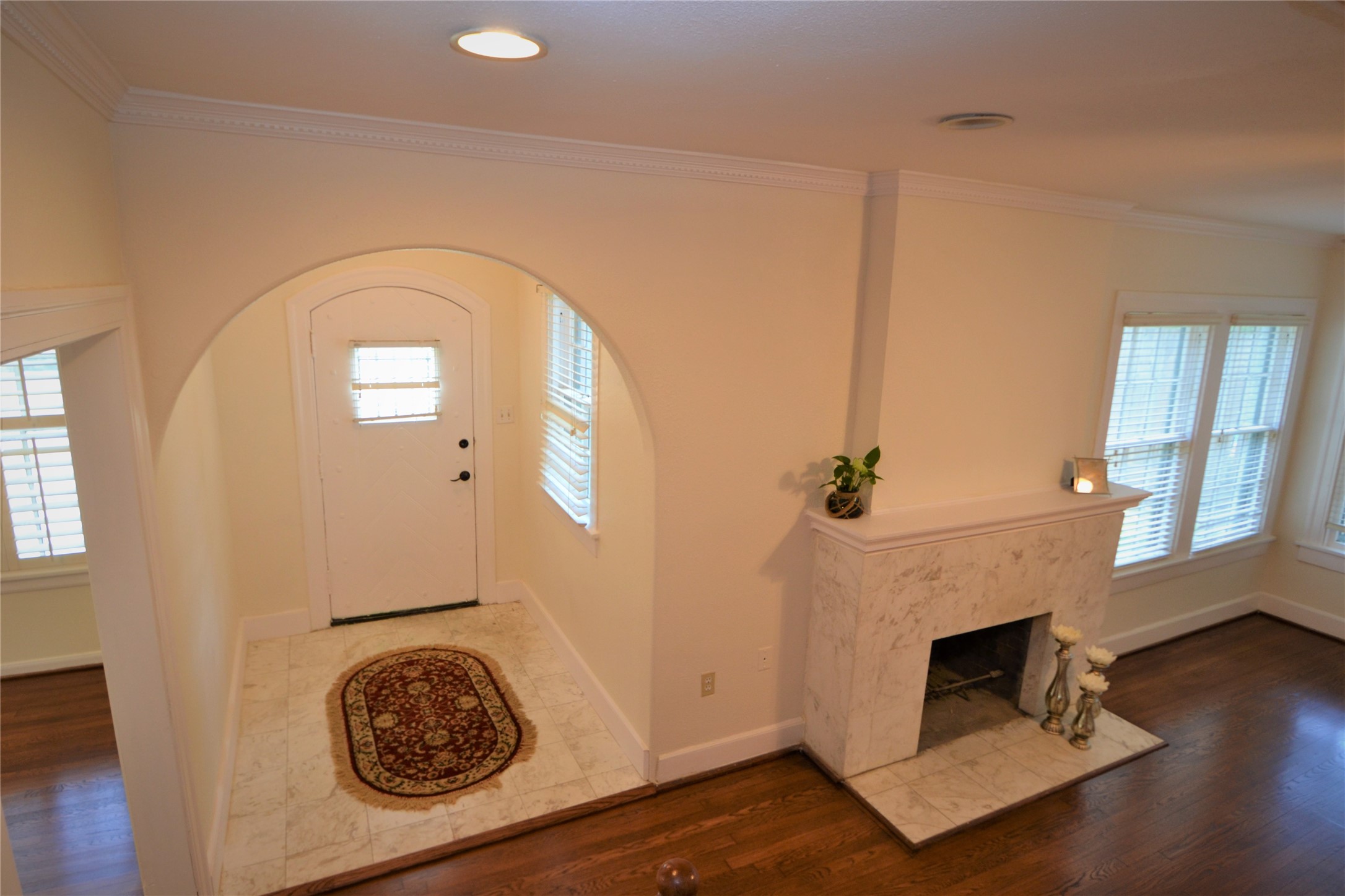 2135 Bissonnet Street Property Photo 8