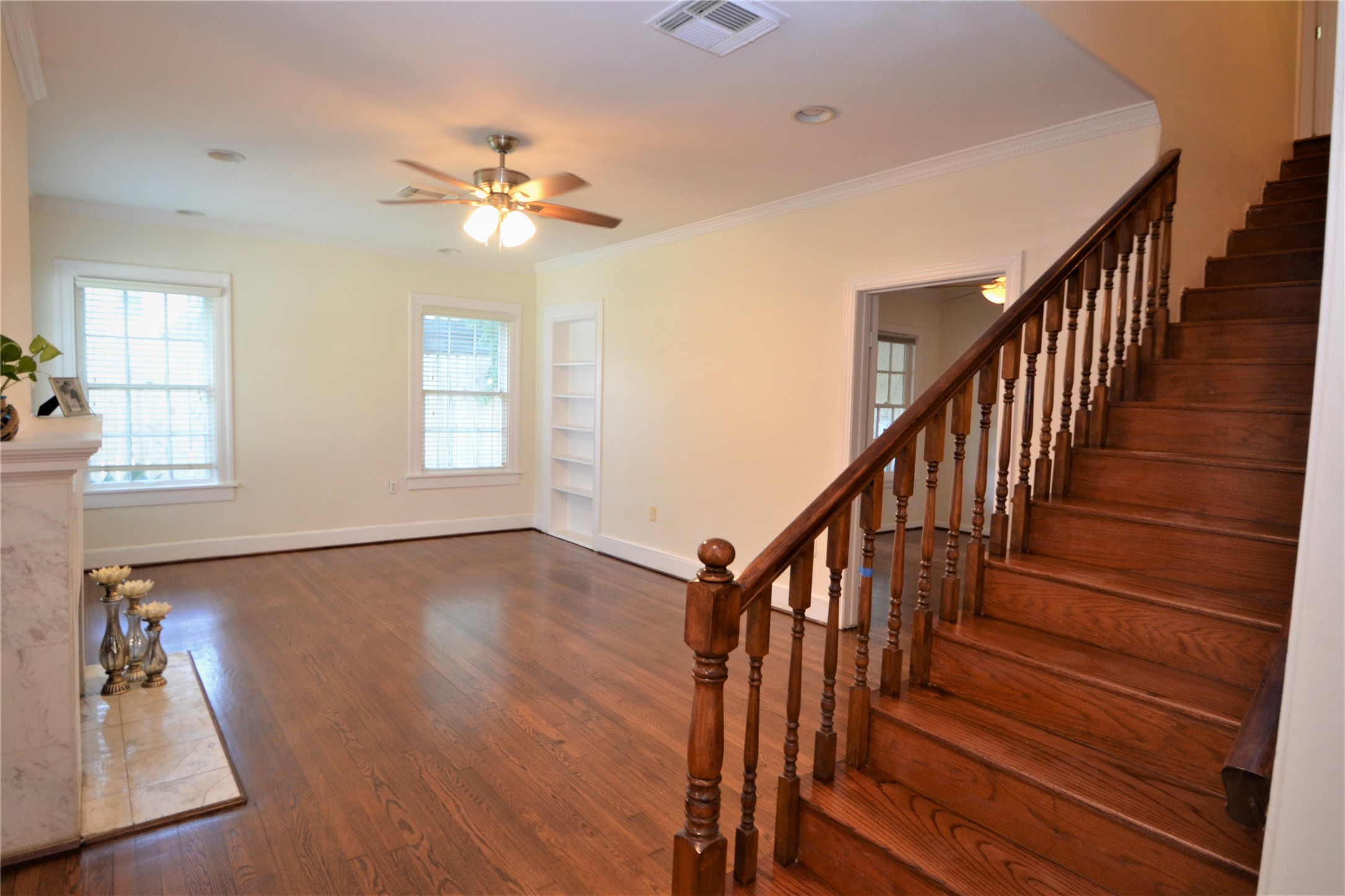2135 Bissonnet Street Property Photo 10