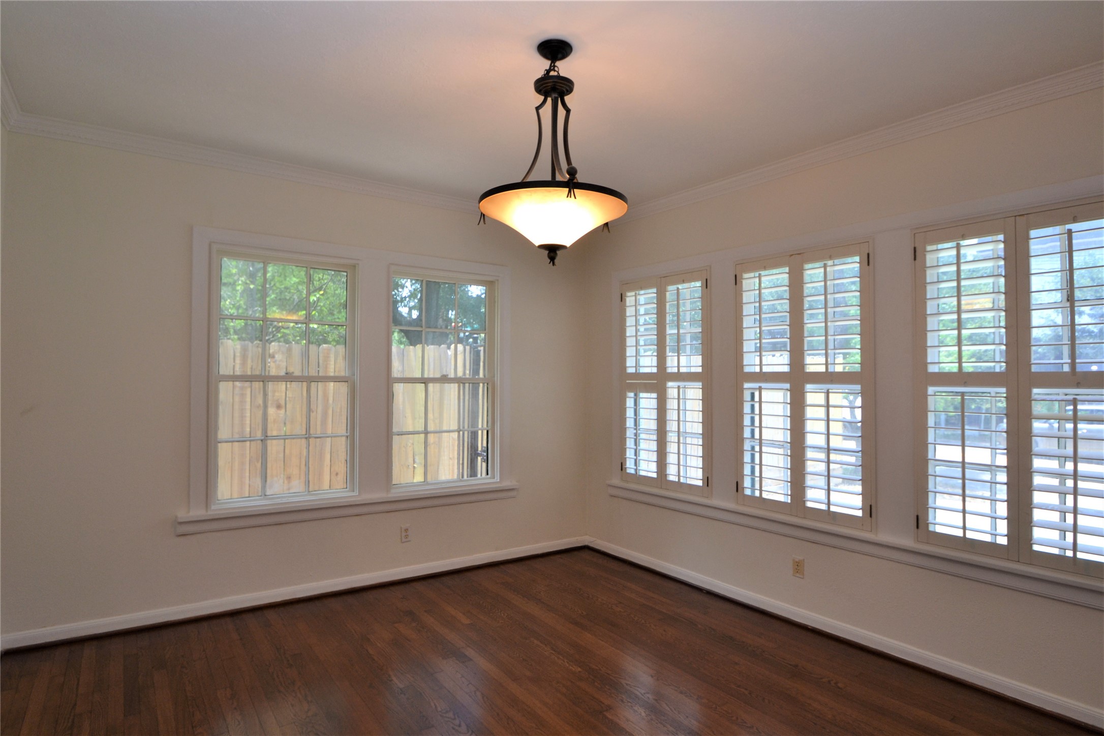 2135 Bissonnet Street Property Photo 13