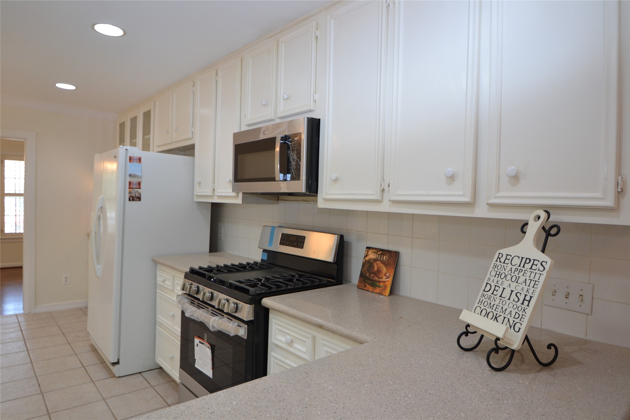 2135 Bissonnet Street Property Photo 21