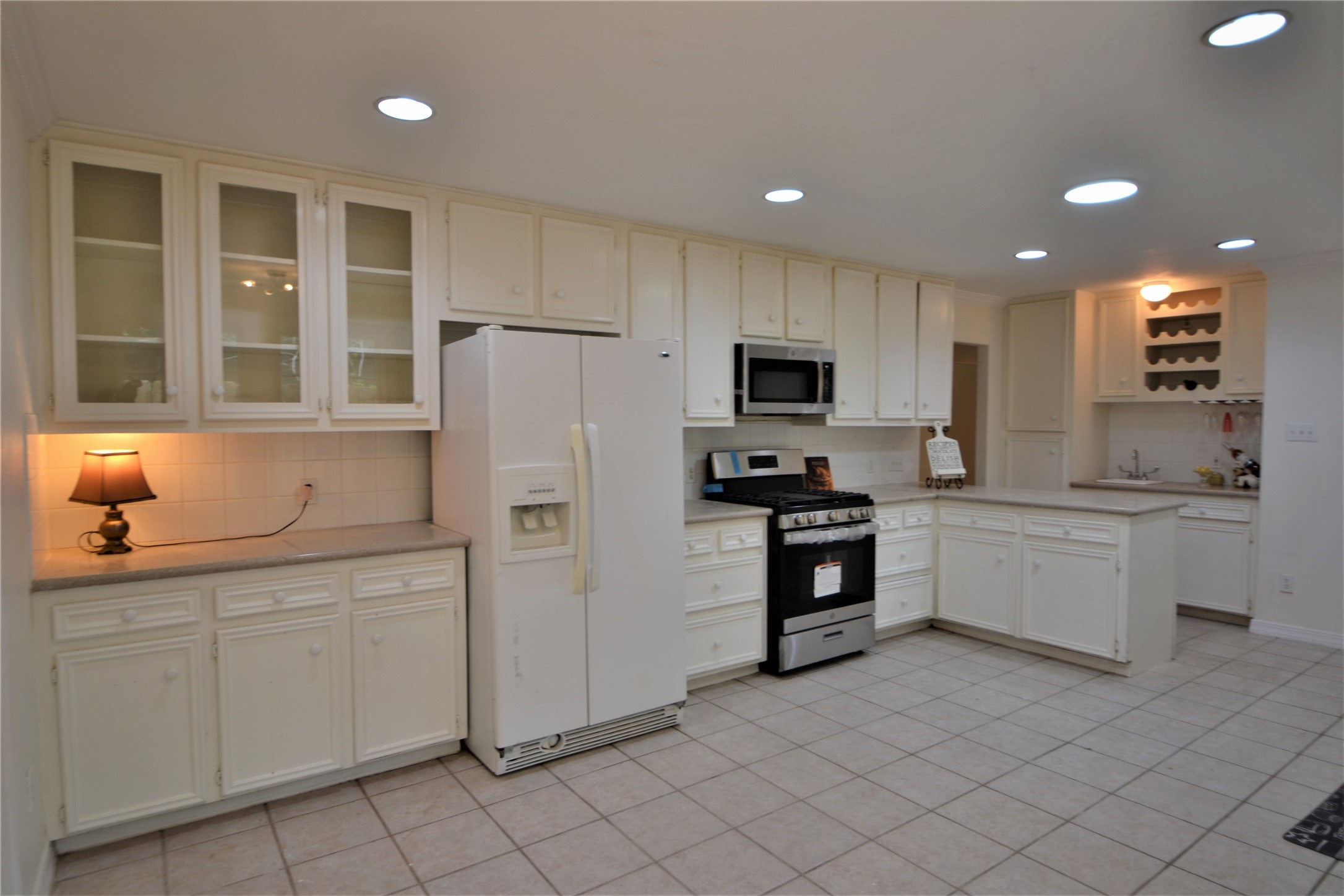 2135 Bissonnet Street Property Photo 28