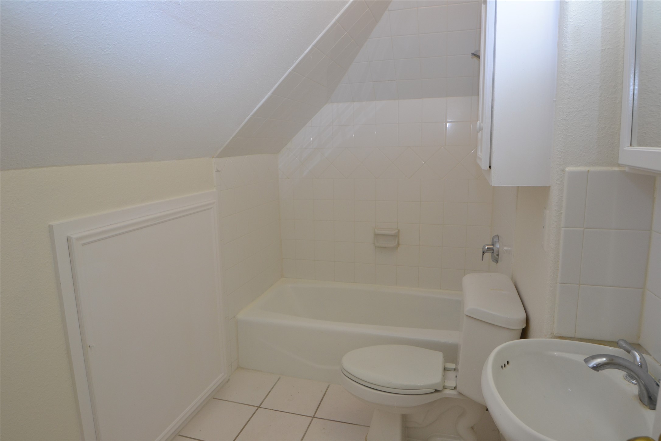 2135 Bissonnet Street Property Photo 32