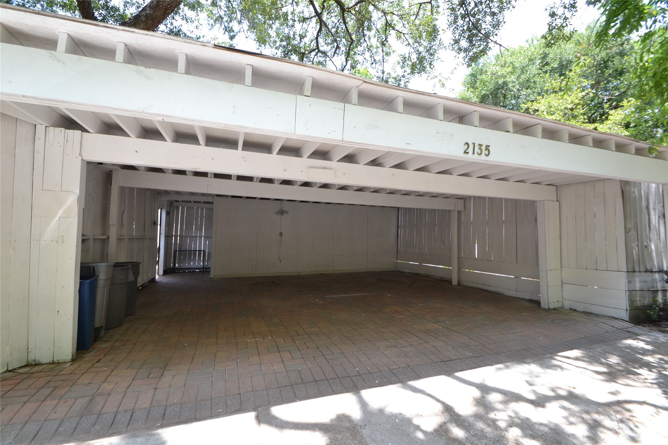 2135 Bissonnet Street Property Photo 40