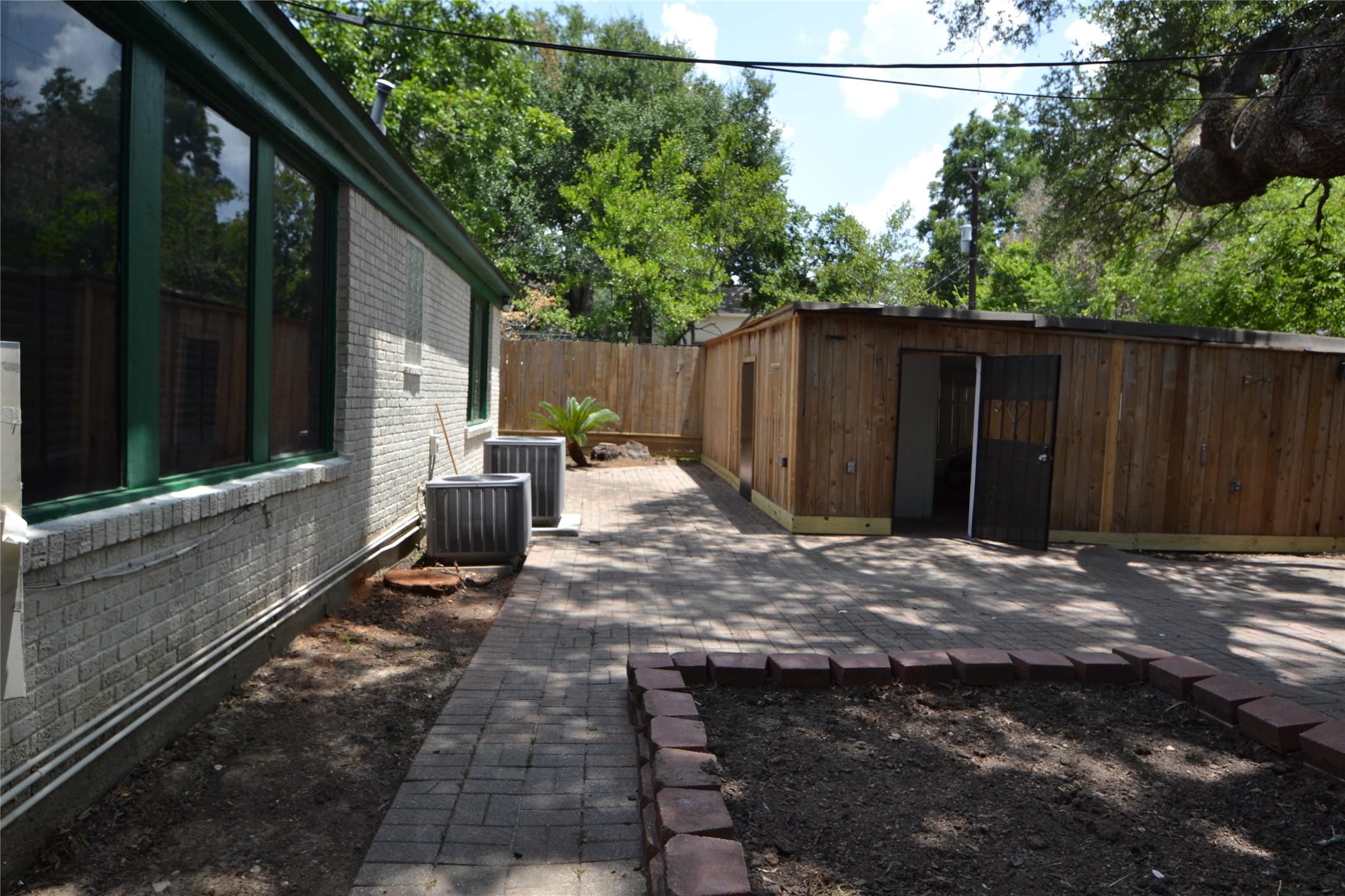 2135 Bissonnet Street Property Photo 49