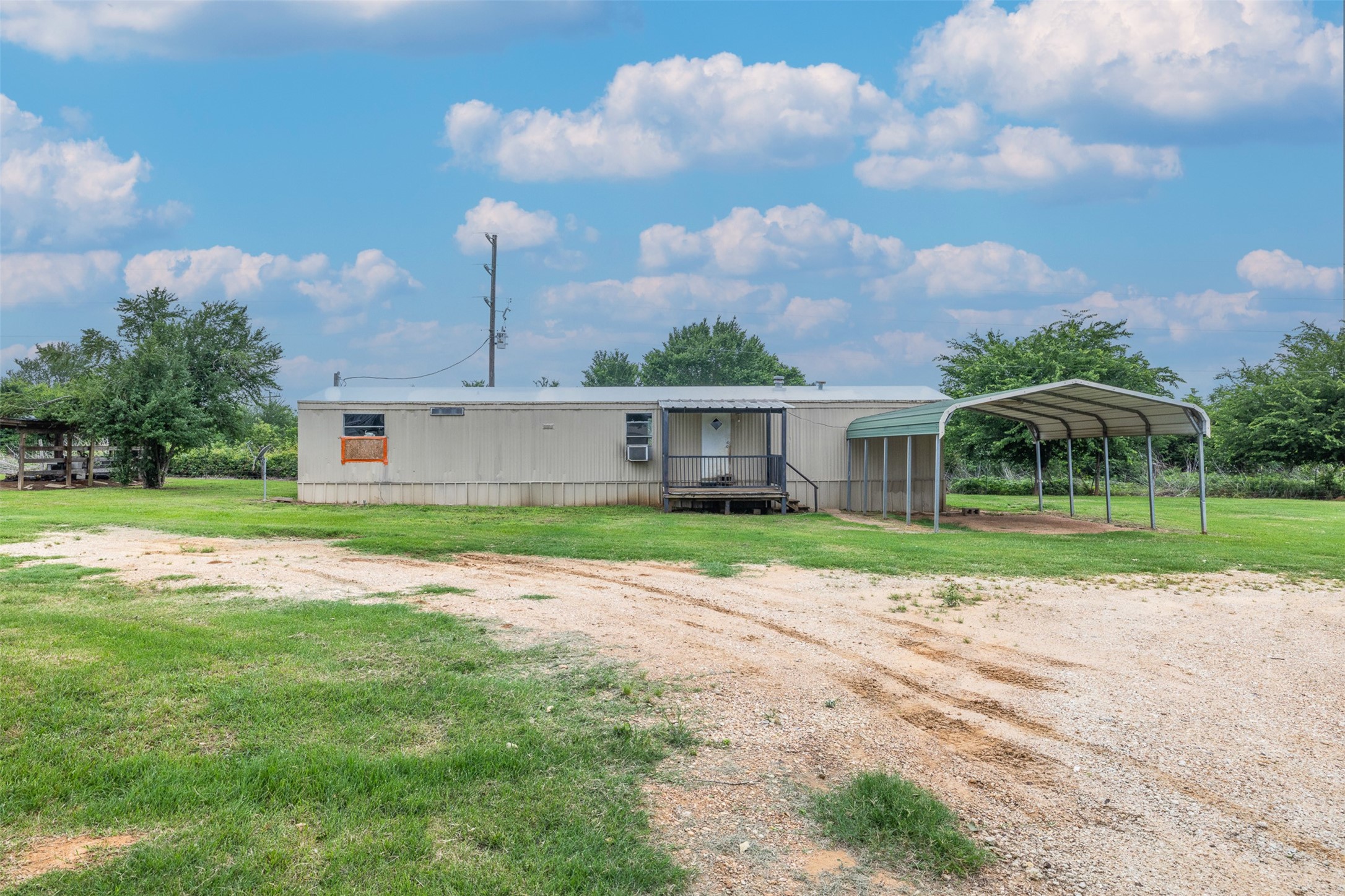 11846 Prairie Hill Drive Property Photo 11
