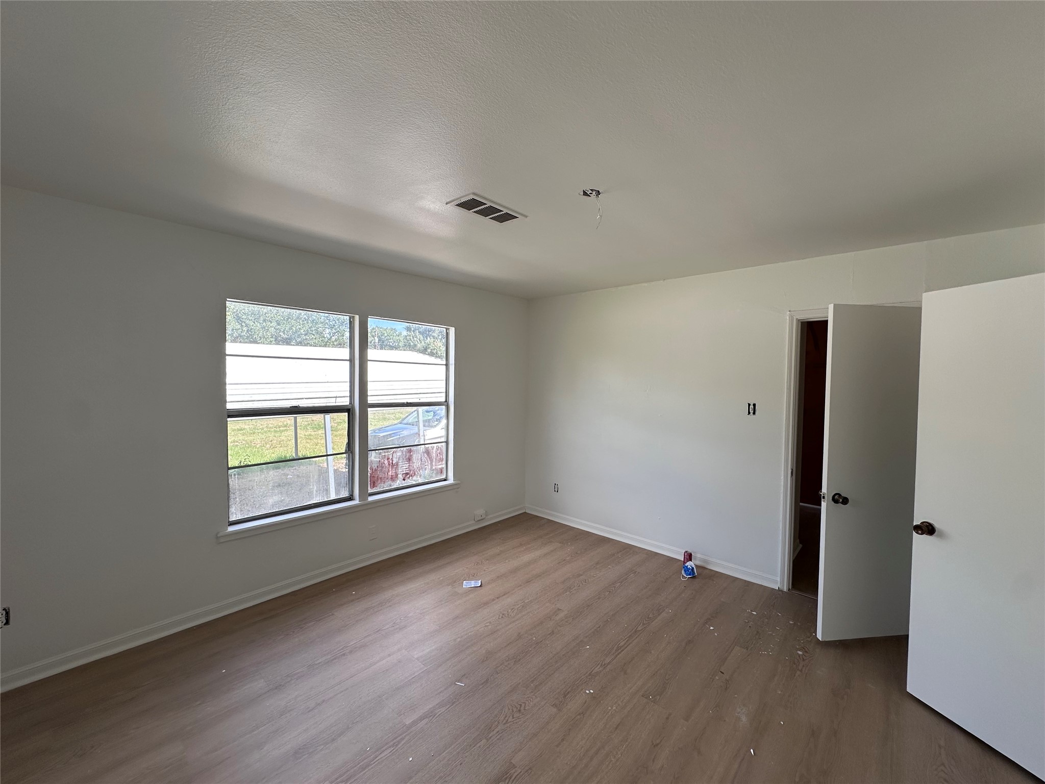 2570 Stadium Drive Property Photo 7