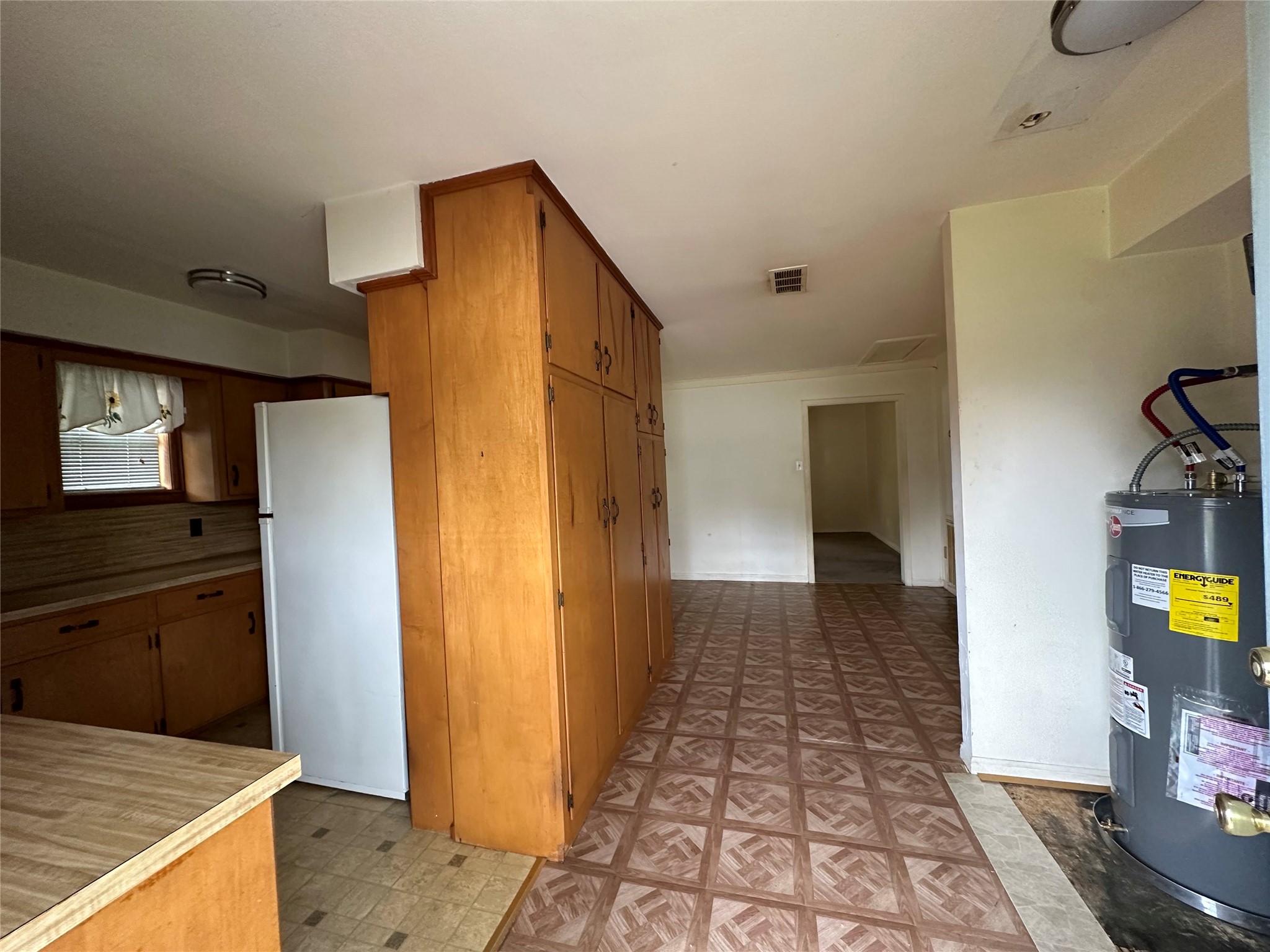 2570 Stadium Drive Property Photo 11