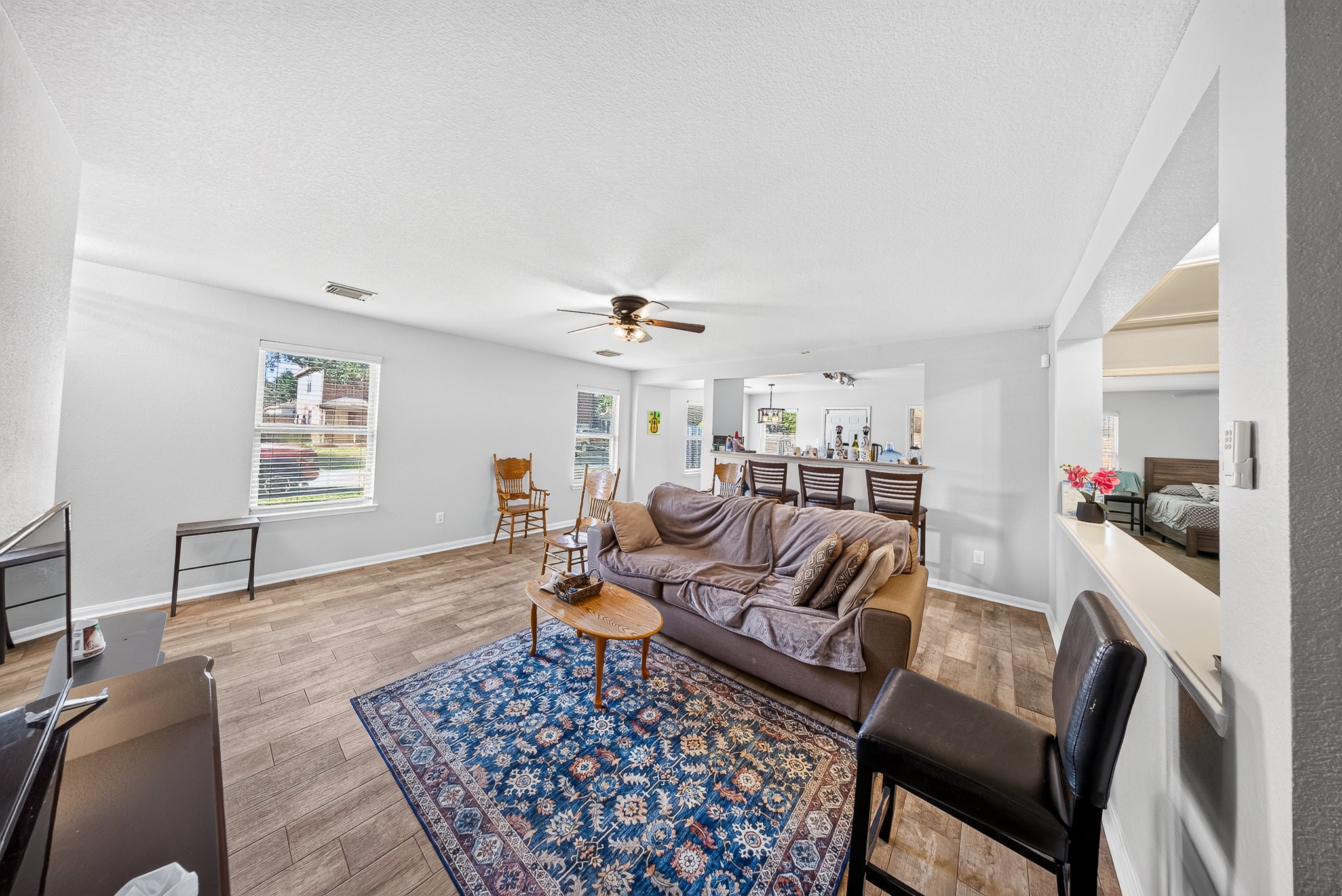 6503 Warfield Lane Property Photo 15