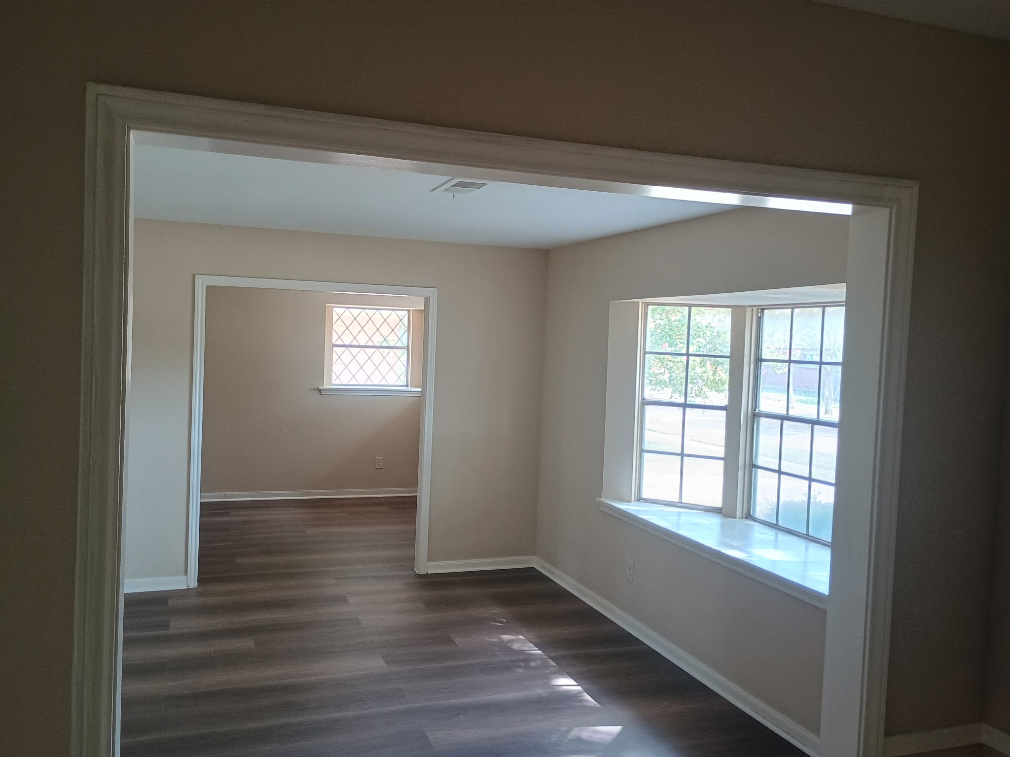 7118 Redding Road Property Photo 8