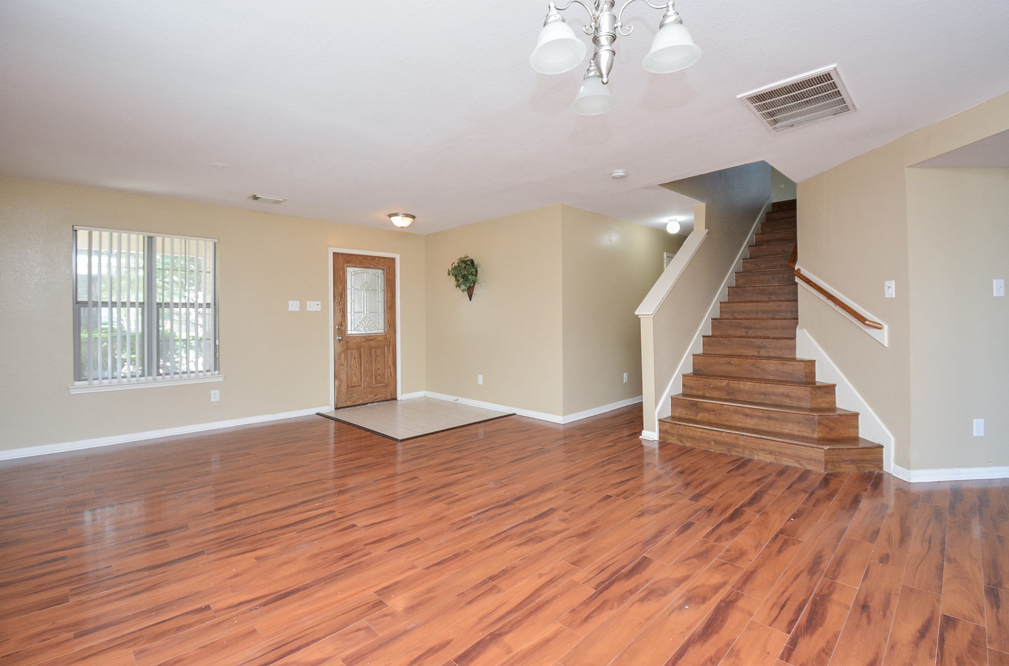 15426 Lynford Crest Drive Property Photo 6