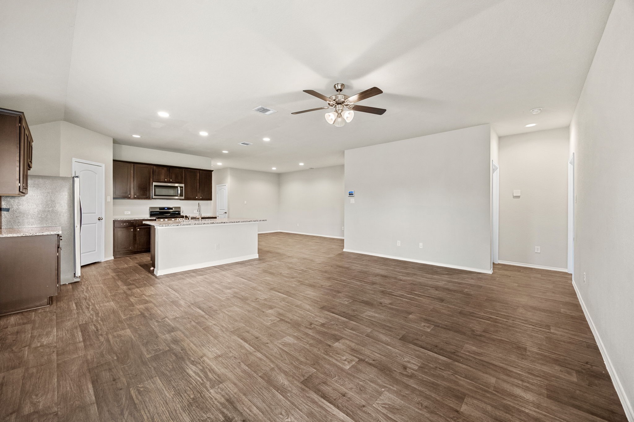 8002 Tamarind Lane Property Photo 13