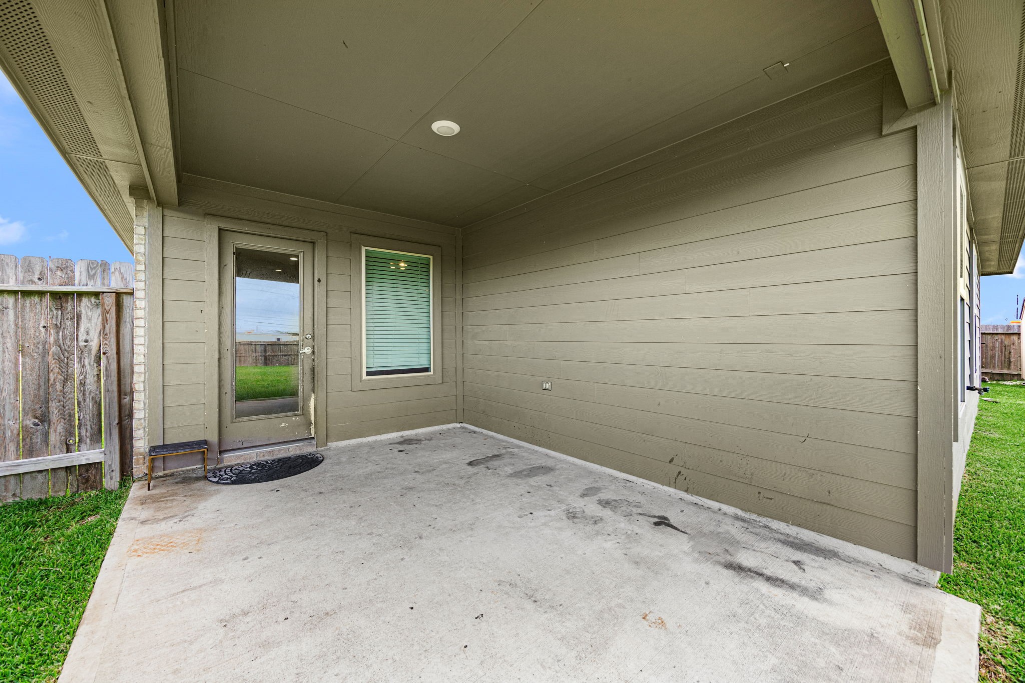 8002 Tamarind Lane Property Photo 27