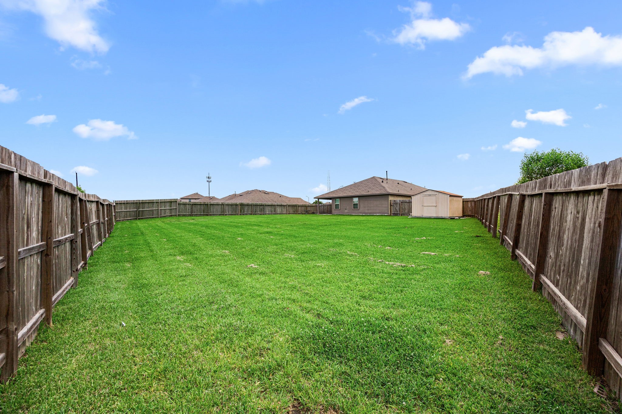 8002 Tamarind Lane Property Photo 30