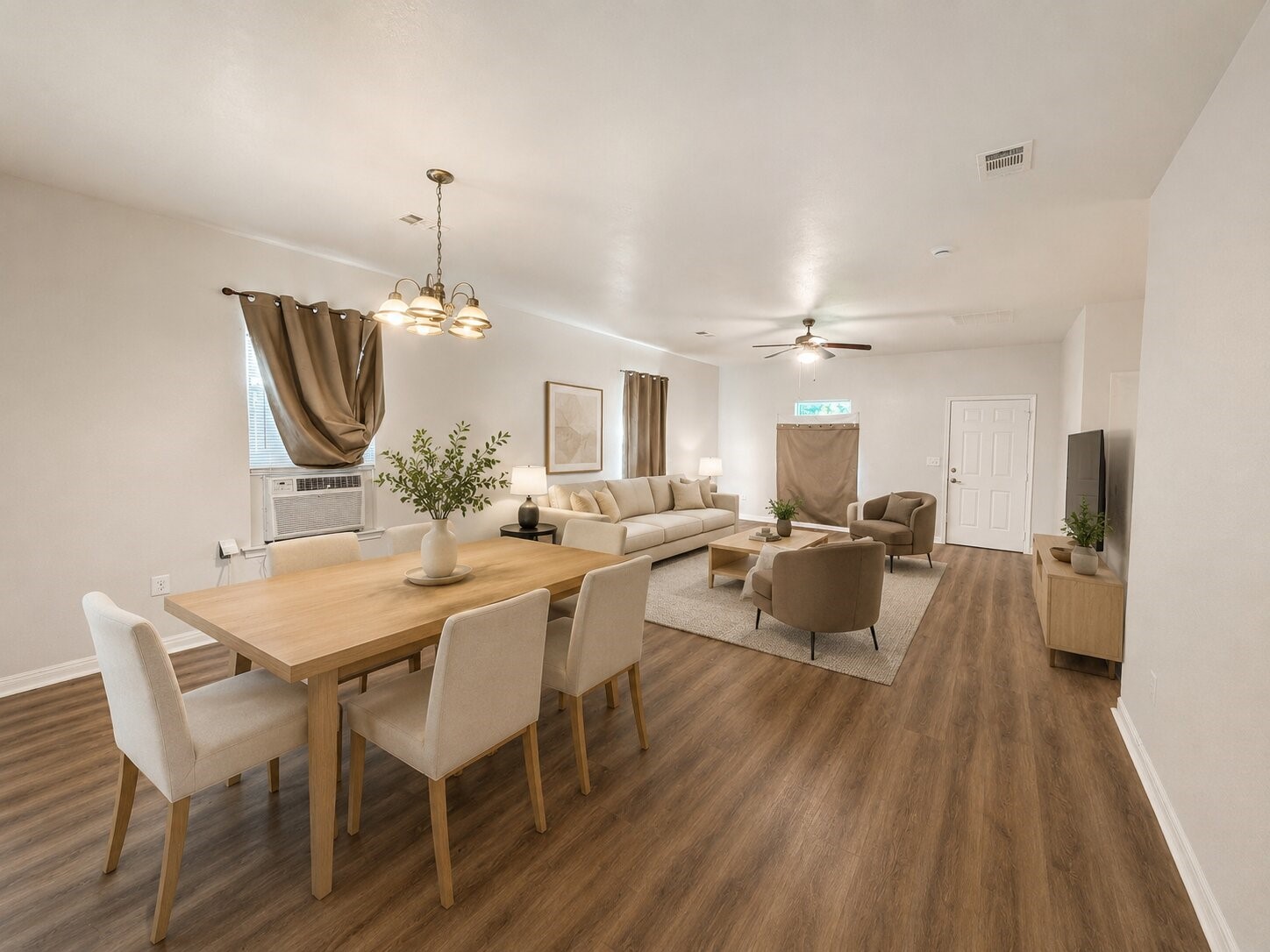 13002 32nd Street Property Photo 3