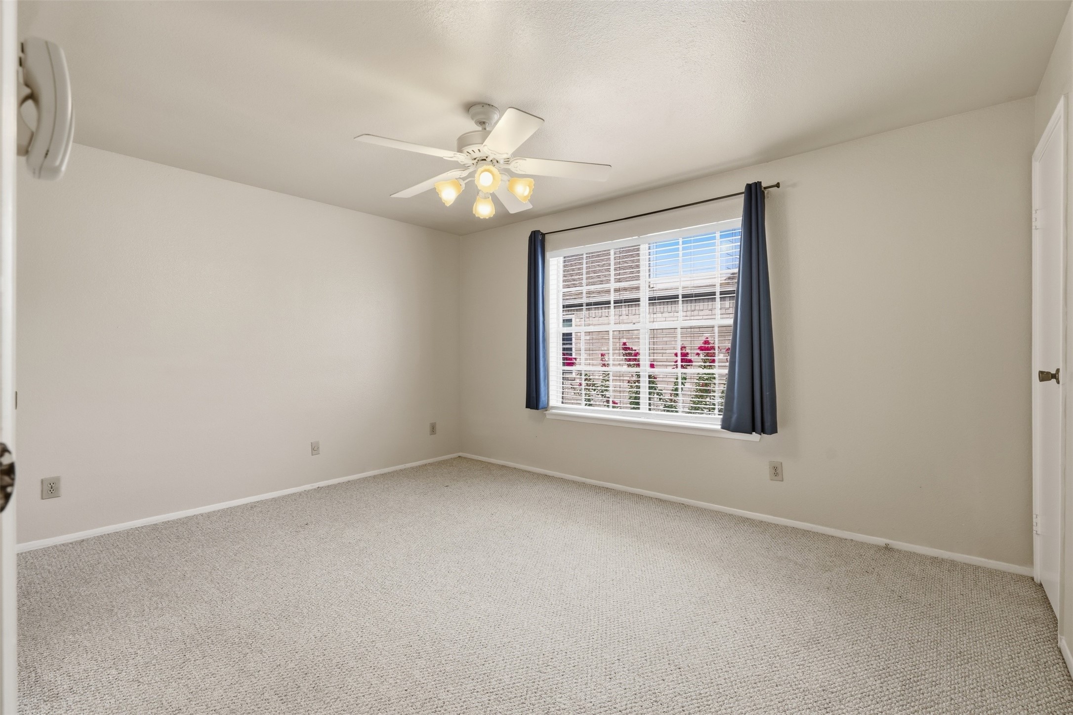 7743 Cambridge Street 7743 Property Photo 19