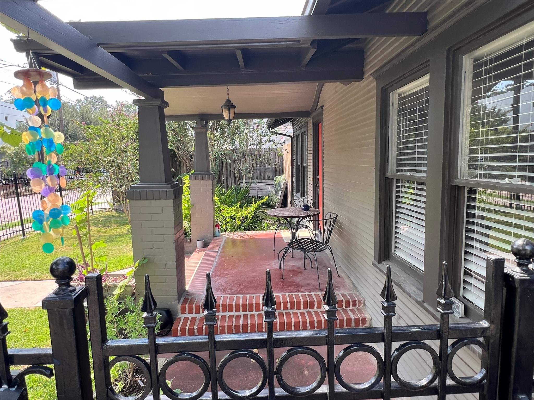 1518 Indiana Street Property Photo 3