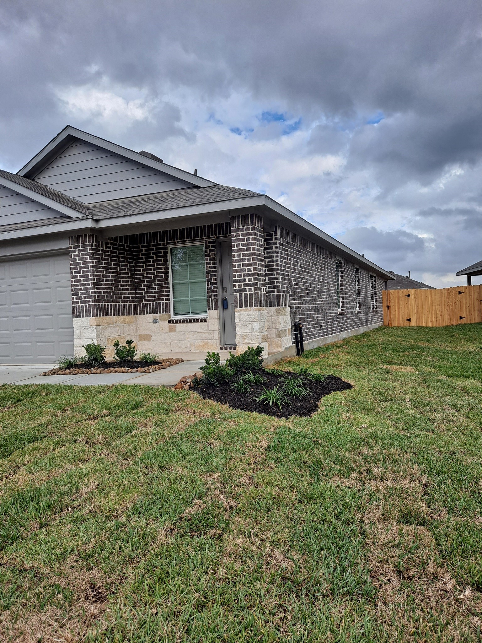 24058 Kentwood Springs Drive Property Photo 1