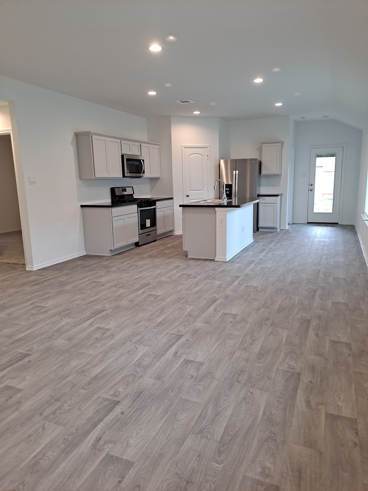 24058 Kentwood Springs Drive Property Photo 6