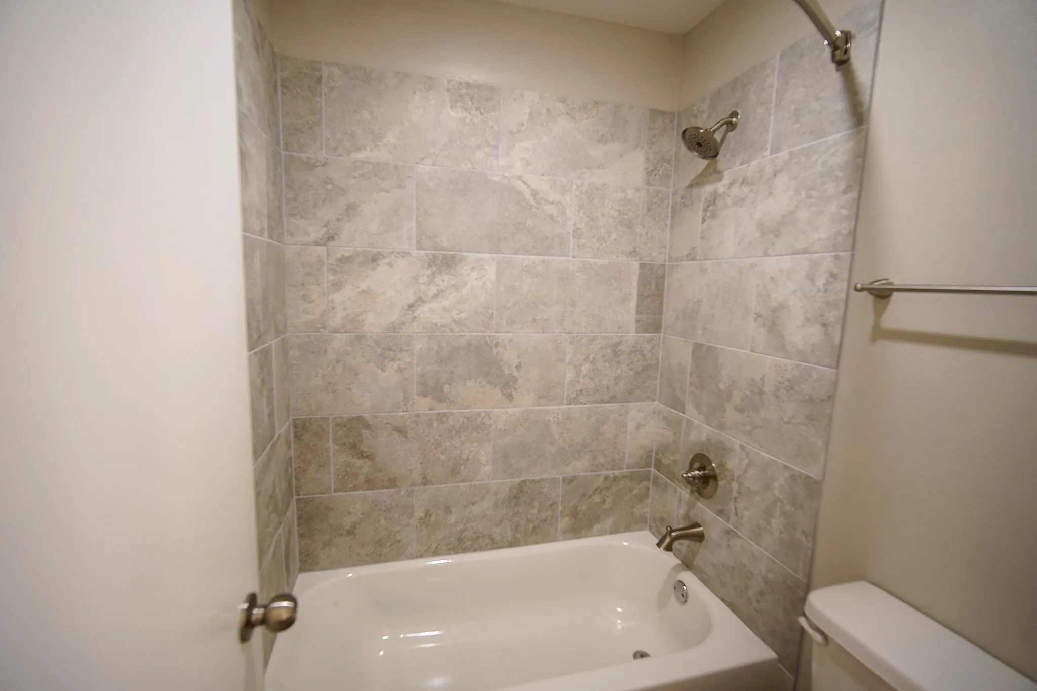 8455 Will Clayton Parkway 1014 Property Photo 17