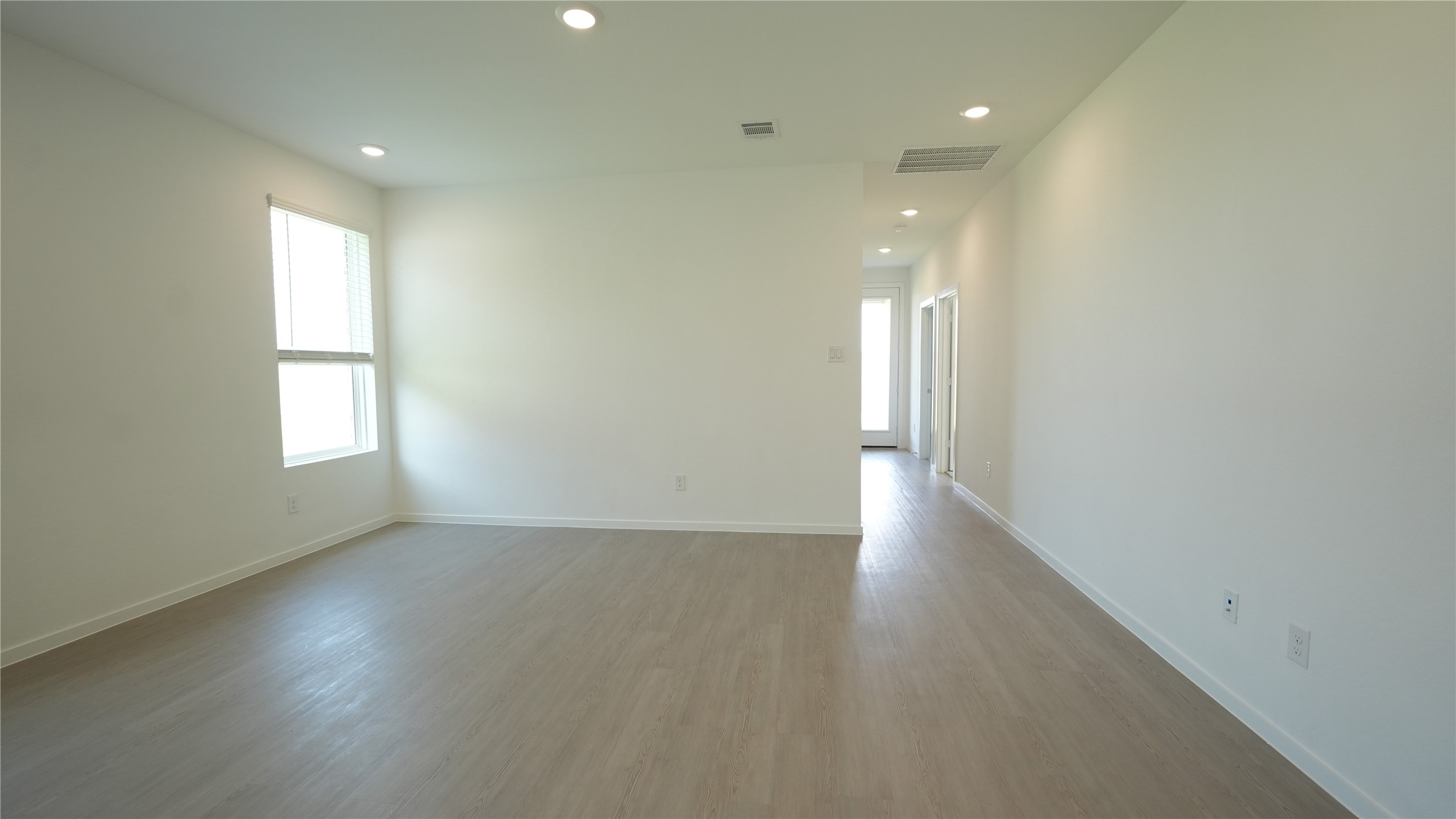 27203 Finland Sands Dr Property Photo 5