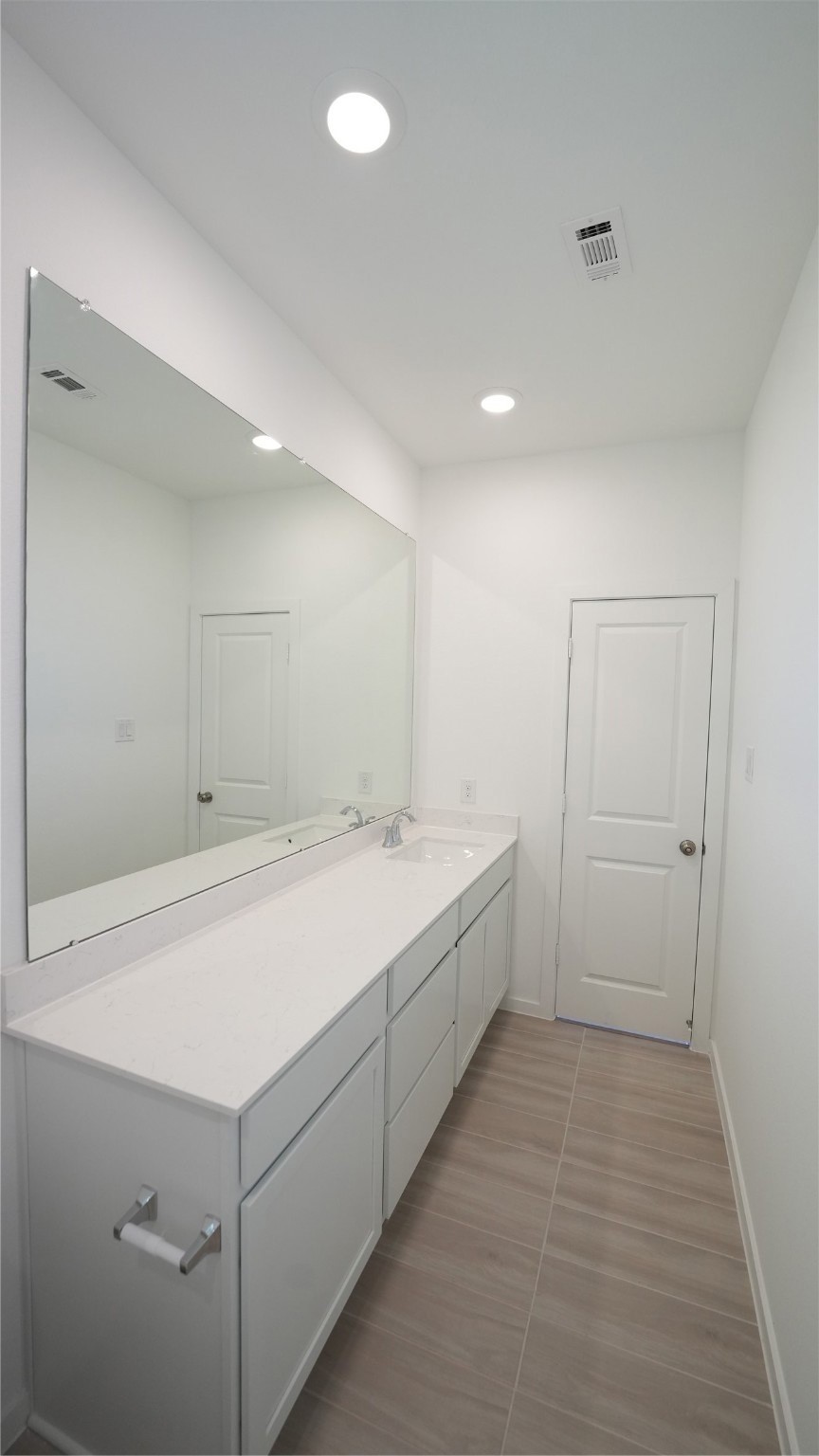 27203 Finland Sands Dr Property Photo 15
