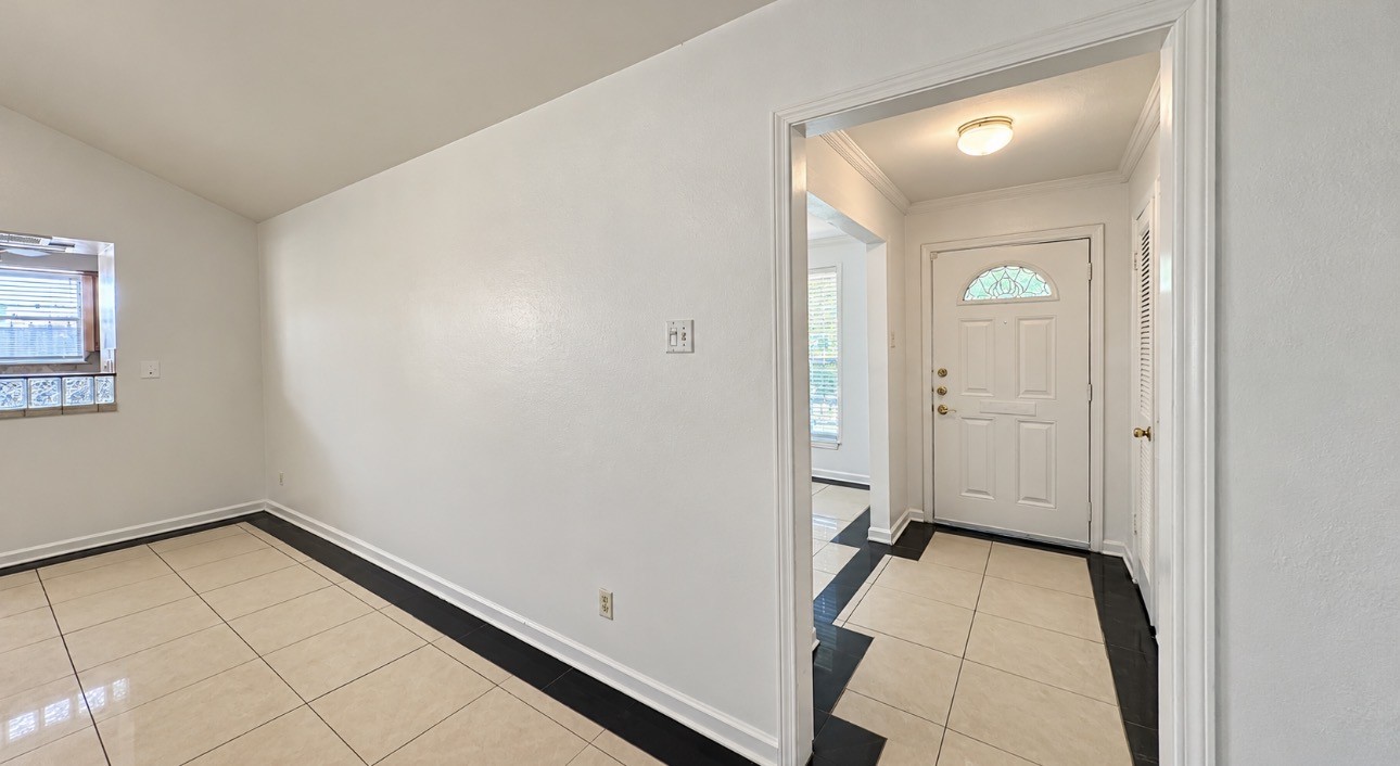 10911 Sageleaf Lane Property Photo 2