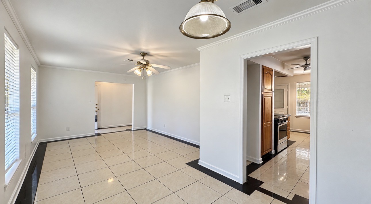 10911 Sageleaf Lane Property Photo 4