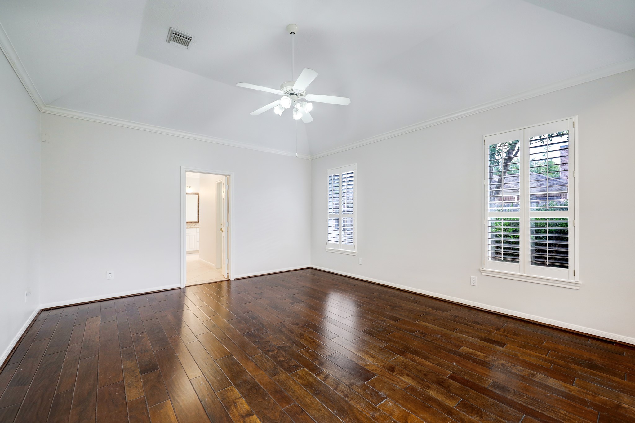 14 Greenside Place Property Photo 16
