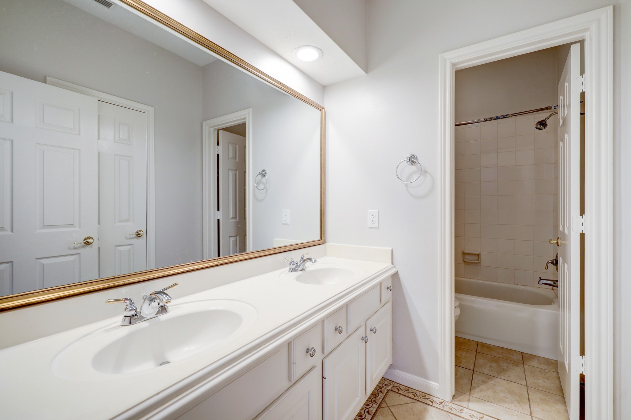 14 Greenside Place Property Photo 21