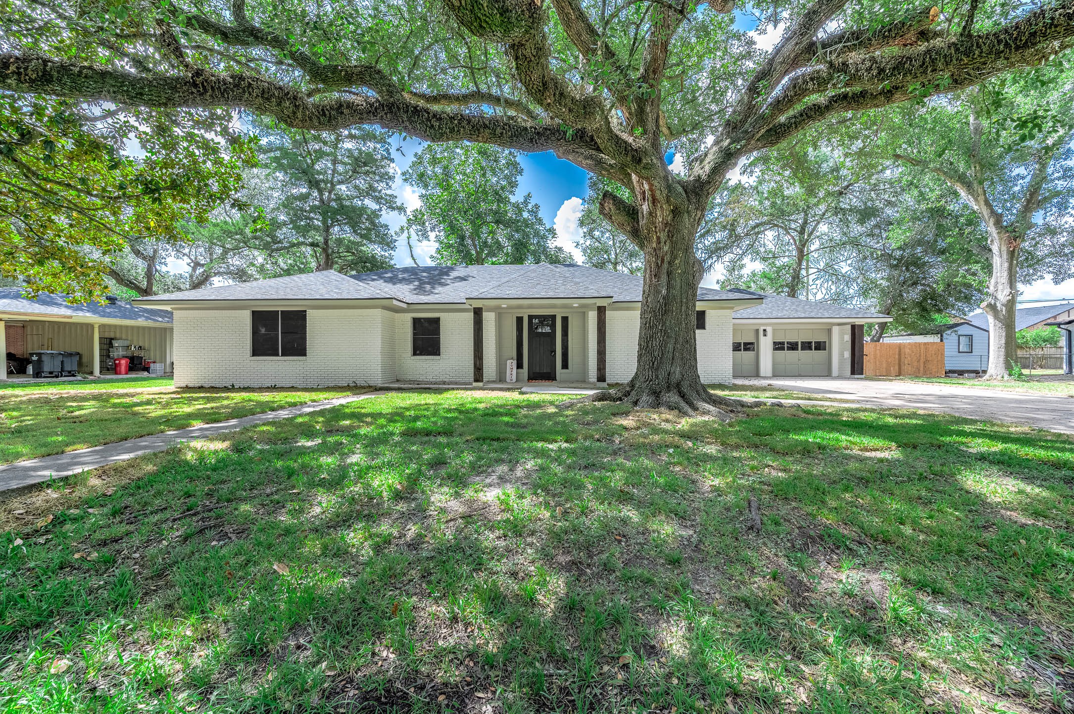 717 Cedar Lawn Drive Property Photo 1