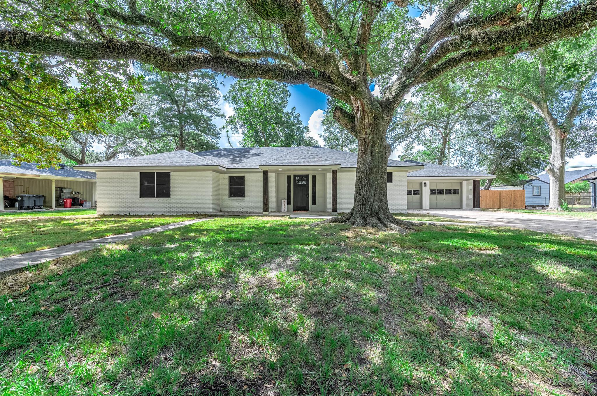 717 Cedar Lawn Drive, Alvin TX 77511