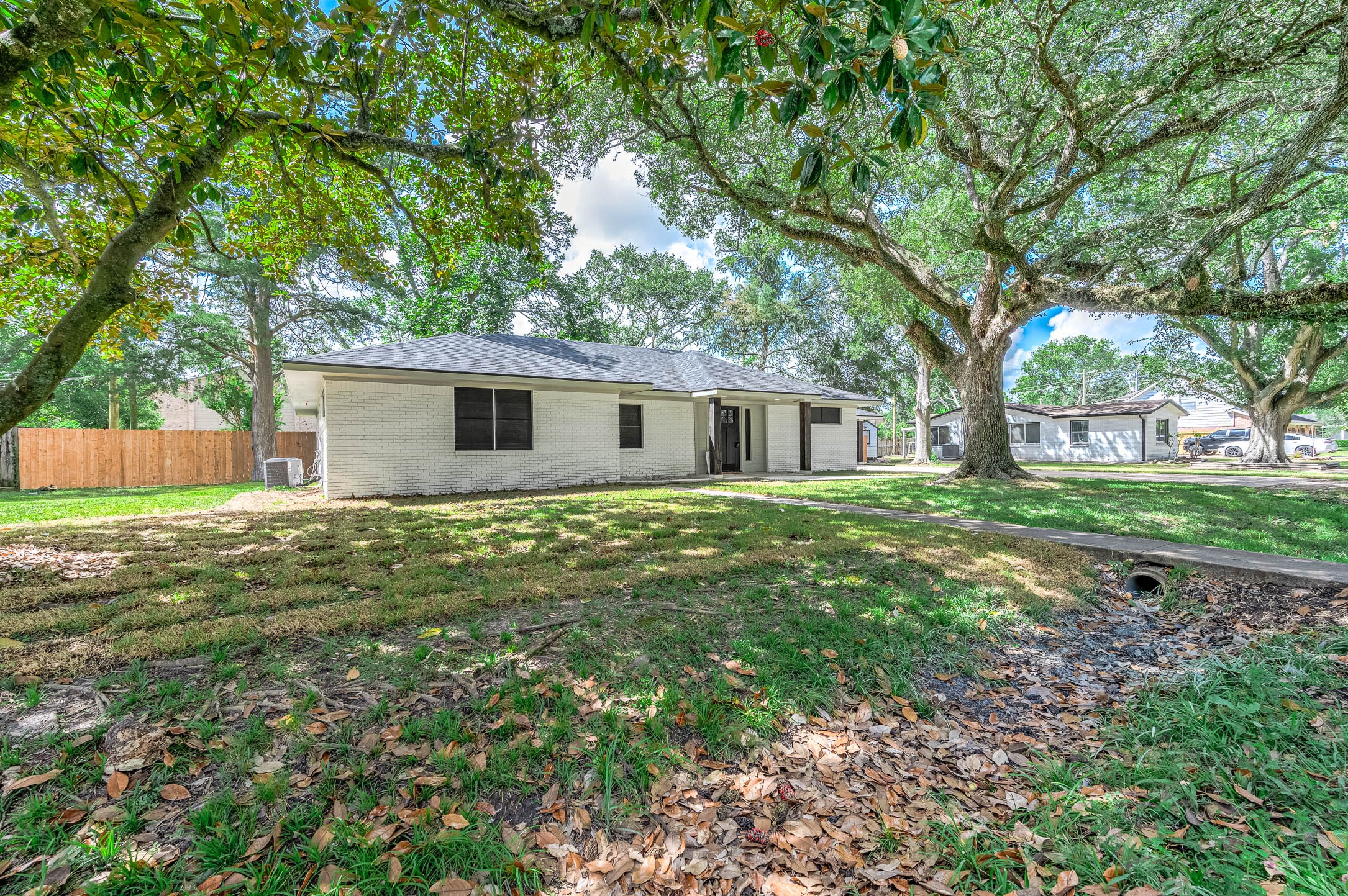 717 Cedar Lawn Drive Property Photo 3