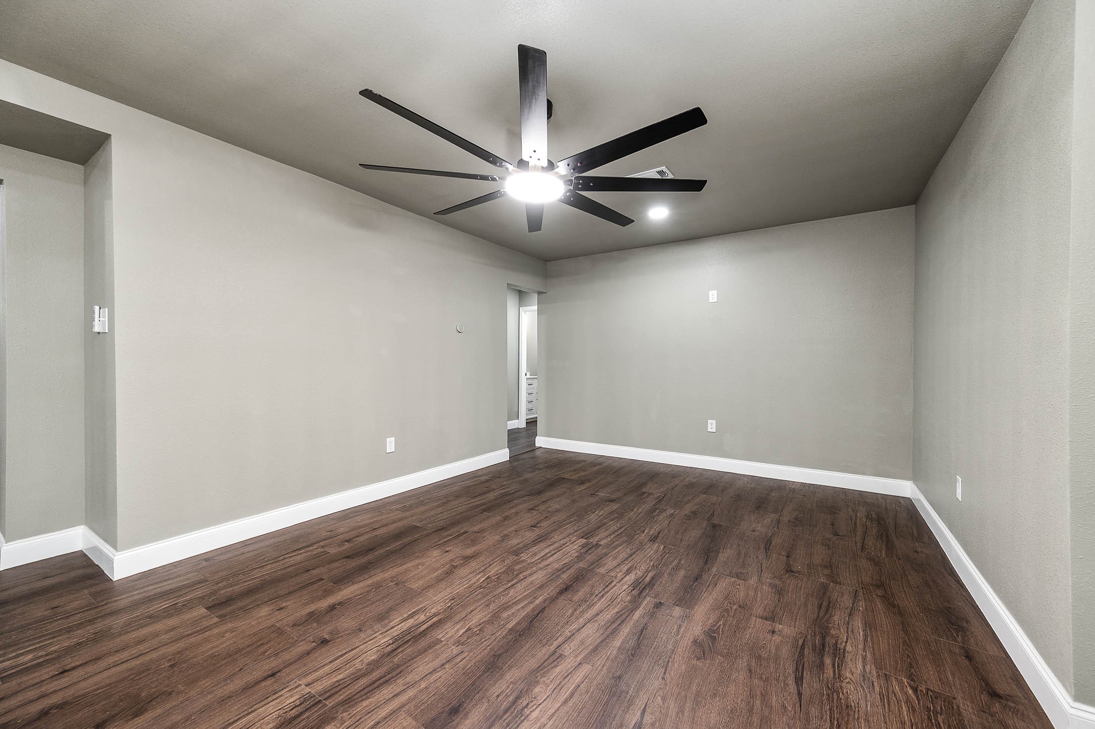 717 Cedar Lawn Drive Property Photo 14
