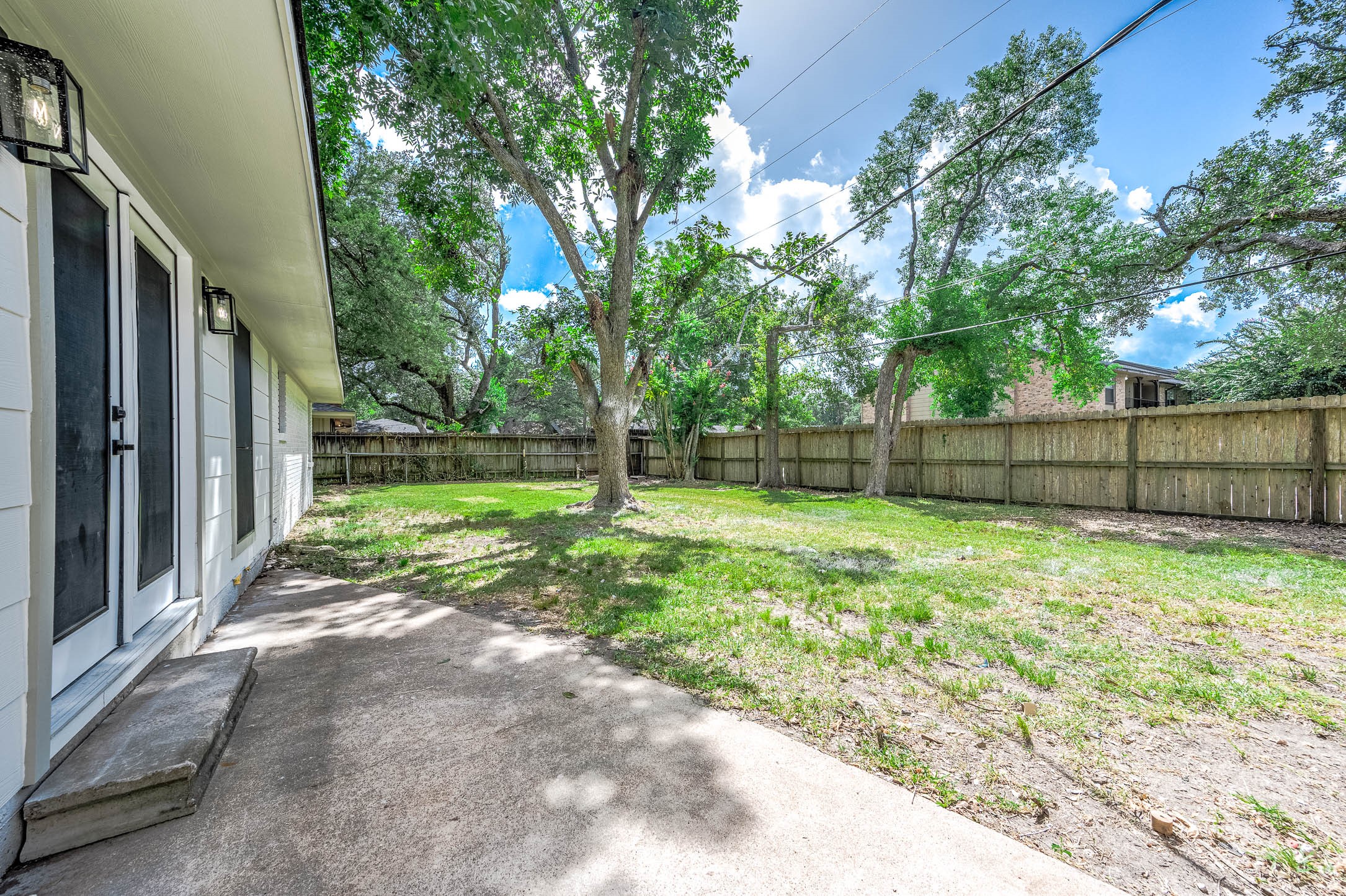 717 Cedar Lawn Drive Property Photo 31