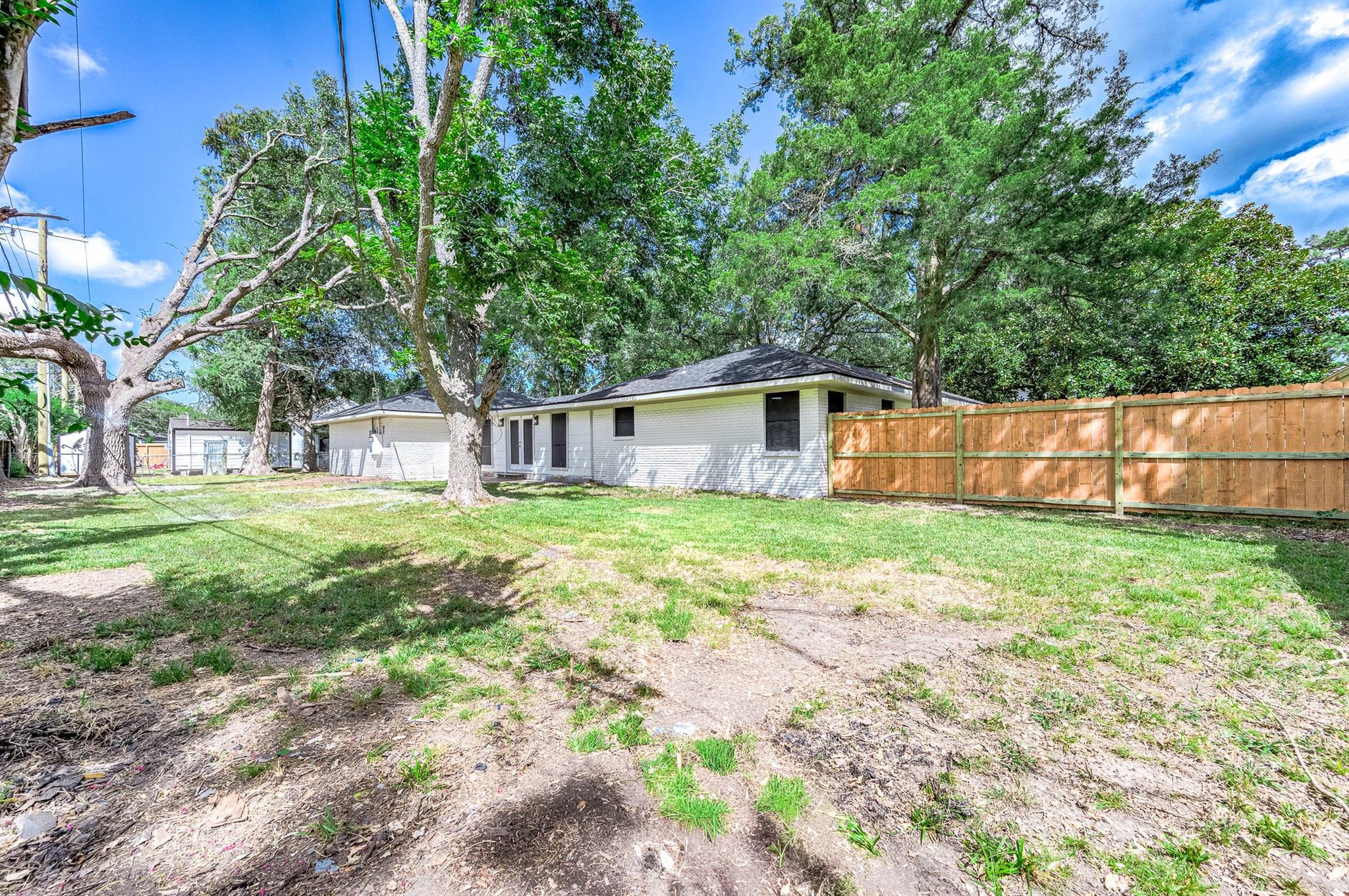 717 Cedar Lawn Drive, Alvin Tx 77511 Property Photo 33