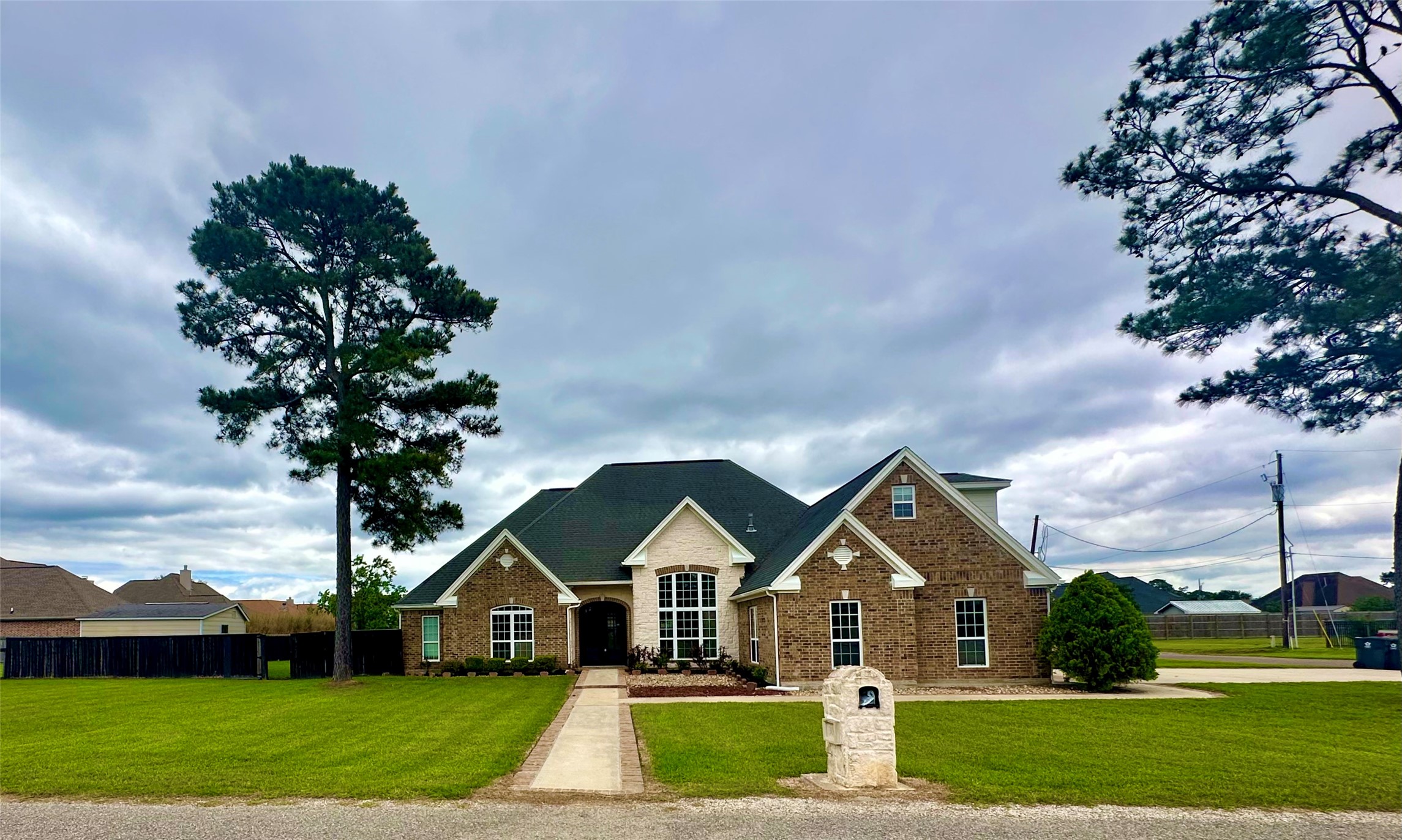 305 Tyler Drive Property Photo