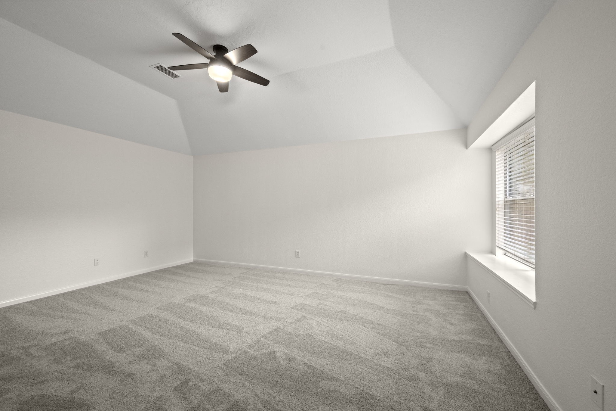 34 S Rambling Ridge Place Property Photo 13