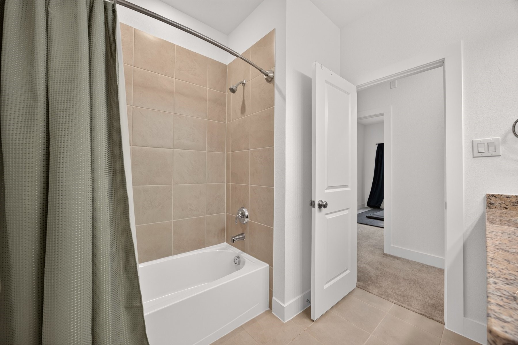 9123 Ray Decent Lane Property Photo 31