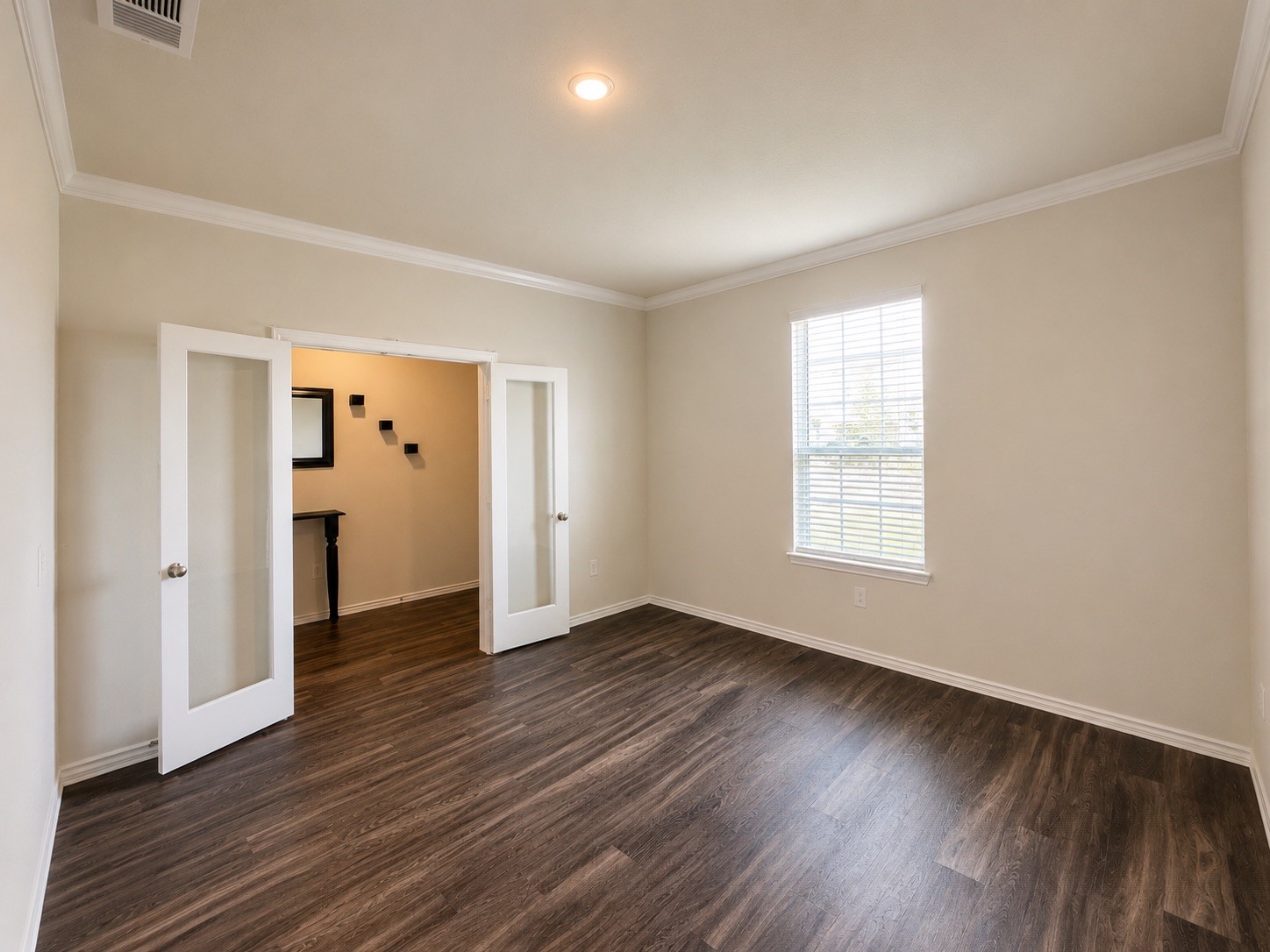 25915 Rustical Road Property Photo 4
