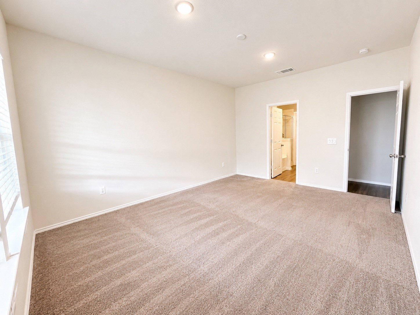 25915 Rustical Road Property Photo 15